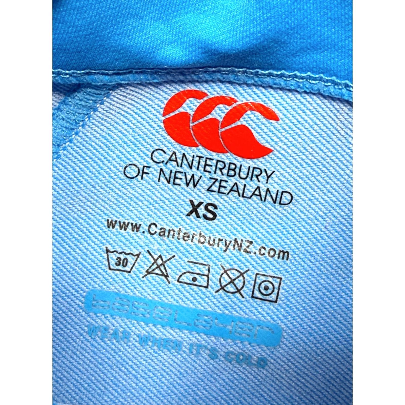 Vintage Canterbury baselayer blue training top womens XS size XS Adult Women Training Top Blue Canterbury Baselayer Activewear Gifted Details Size XS / US 0-2 / IT 36-38 - 4 Thumbnail