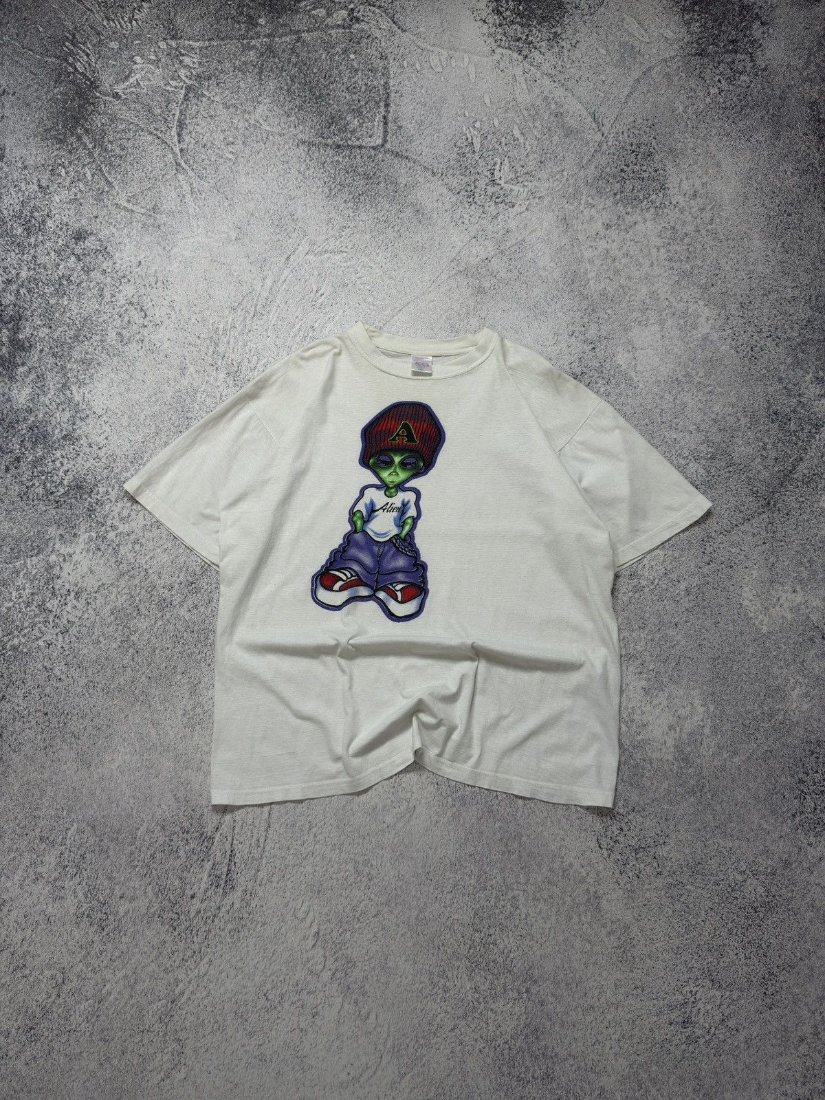 Vintage Vintage Alien T-Shirt Size US XXL / EU 58 / 5 - 1 Thumbnail