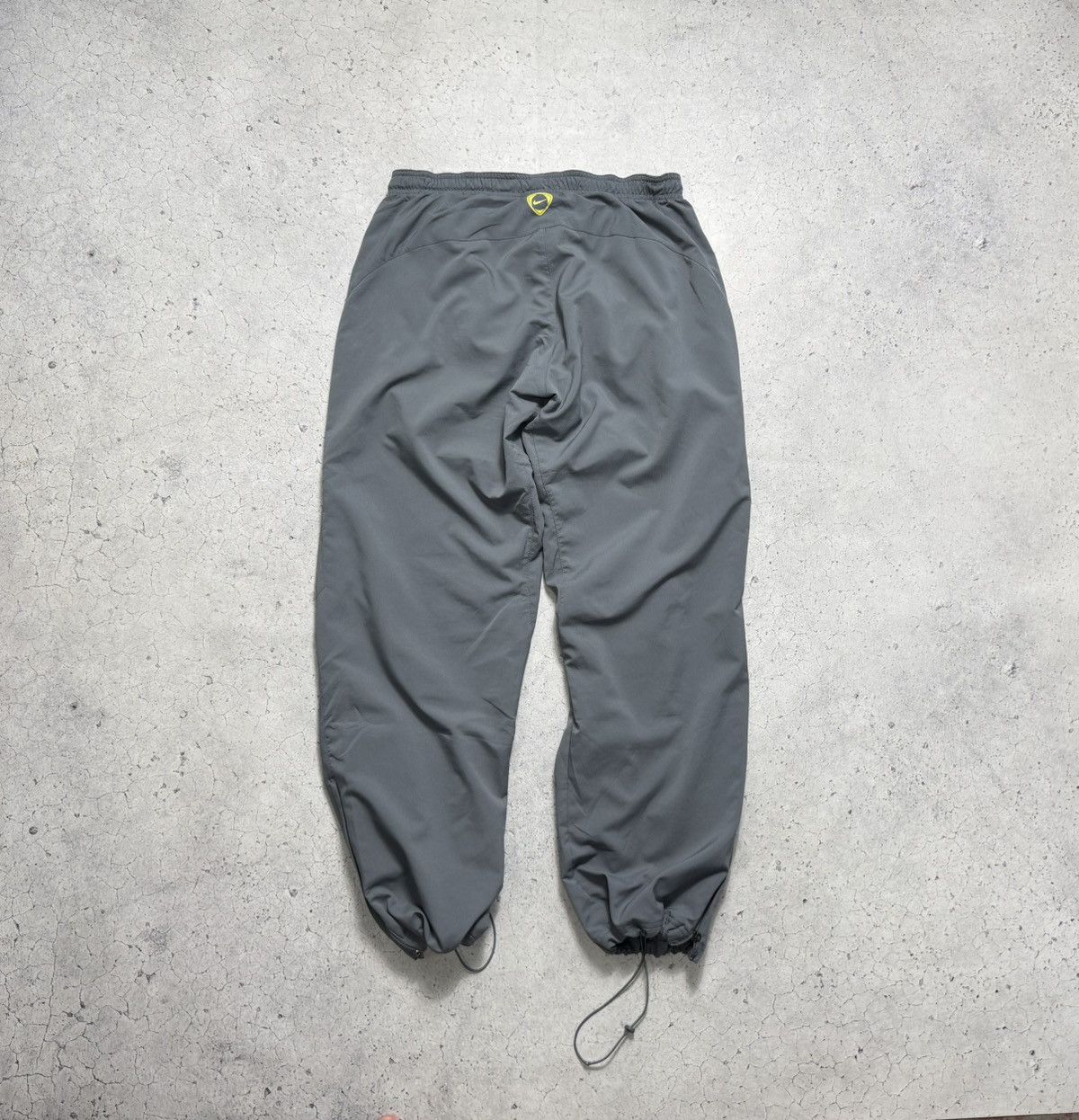 Nike Nike Nylon Vintage Baggy Track Pants Drill Swoosh Y2K Size US 34 / EU 50 - 2 Thumbnail