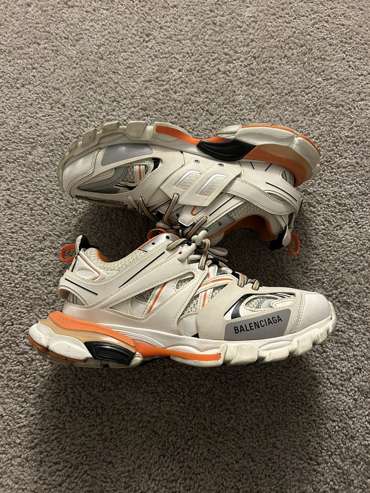 Balenciaga track trainer white orange sale