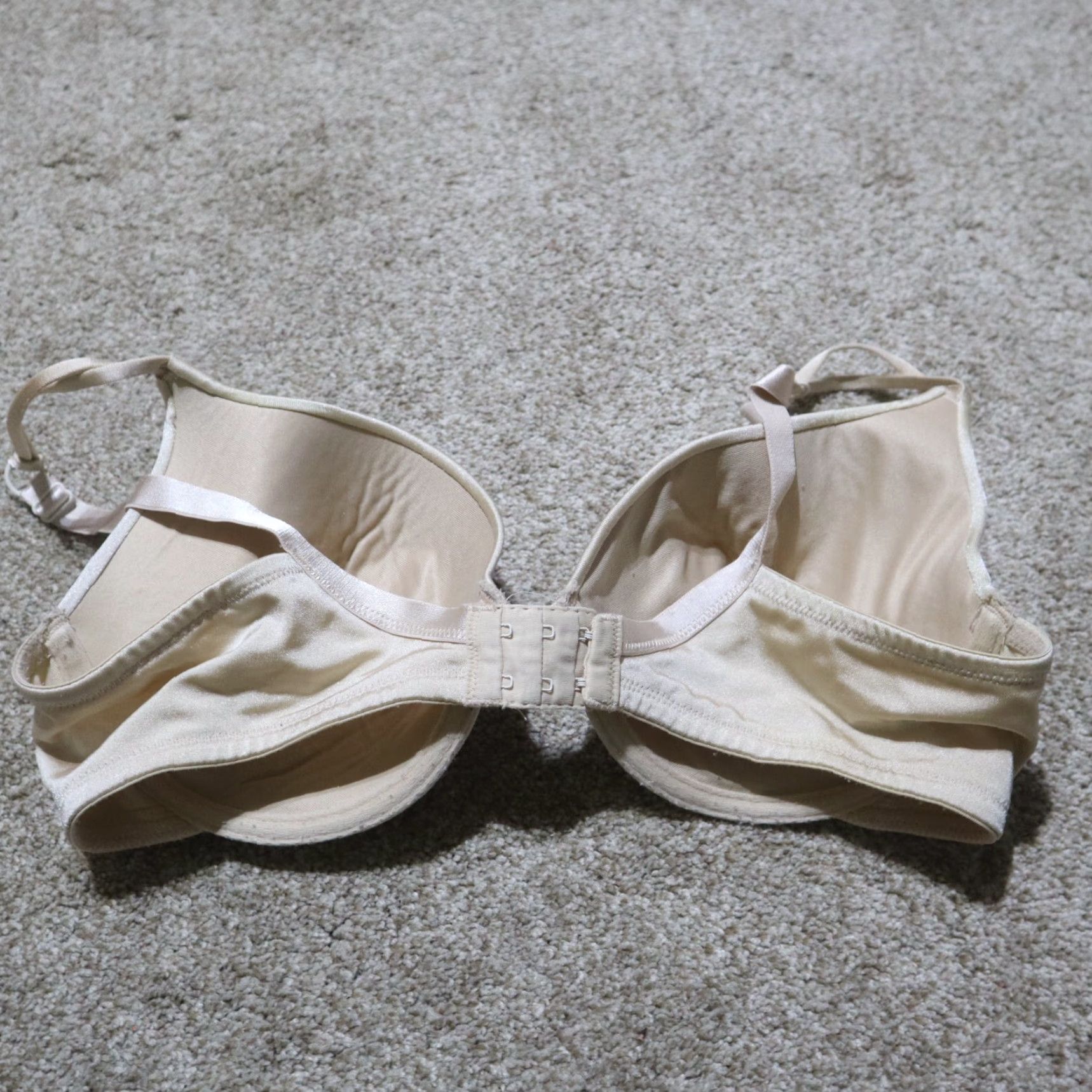 Vintage Ambrielle Everyday Underwire Lined Full Coverage Plunge Bra Size 40B Beige Womens Size ONE SIZE - 3 Thumbnail