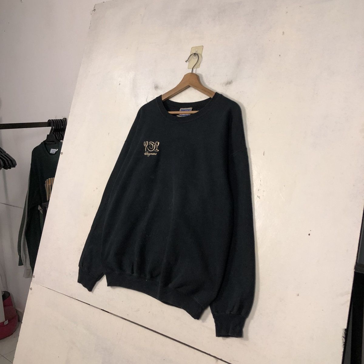 Vintage 📌Vintage Sweatshirt Haned Wegmans Big Logo Size US M / EU 48-50 / 2 - 4 Thumbnail