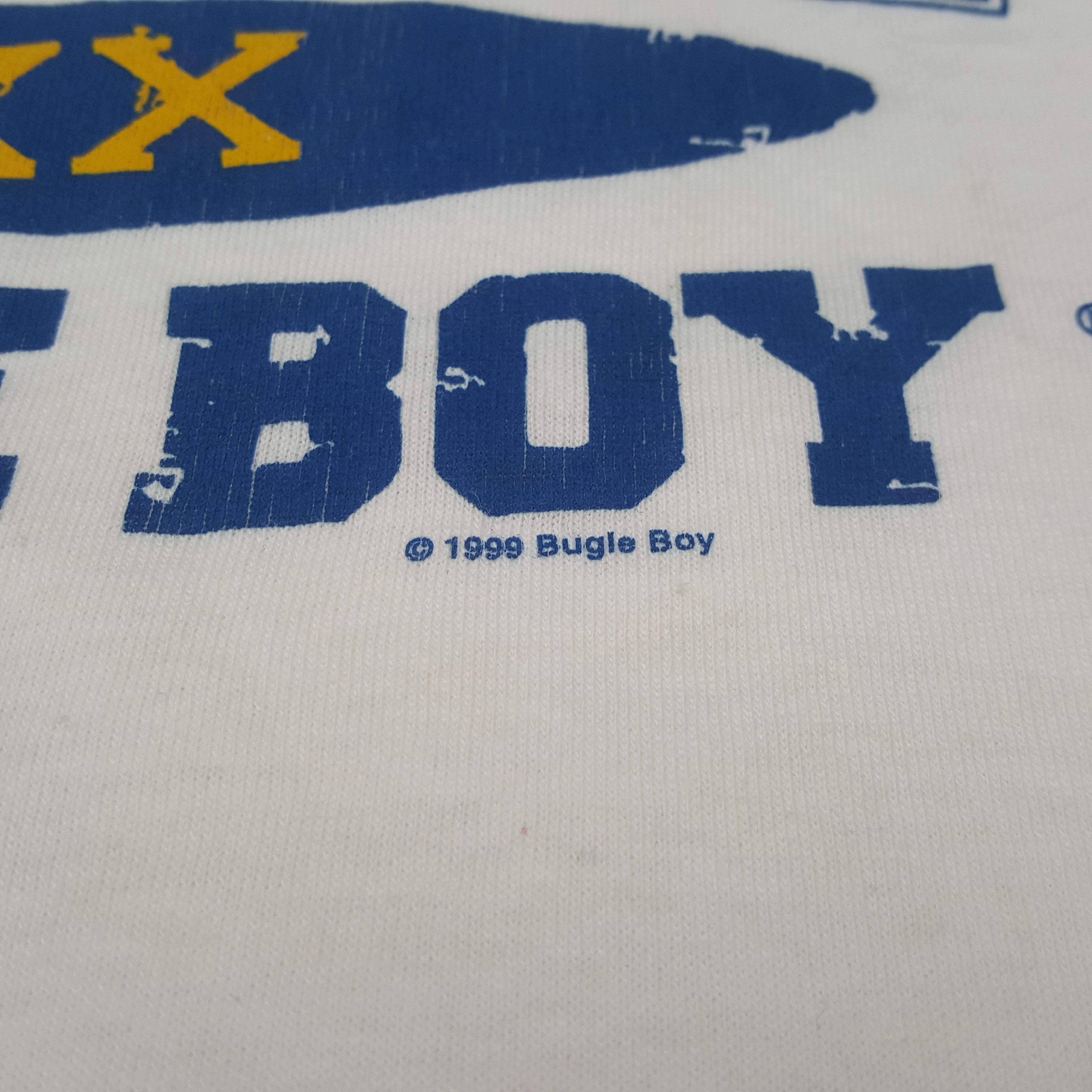 Bugle Boy Bugle Boy Surfing Style Vintage Tshirt RR22 Size US L / EU 52-54 / 3 - 7 Thumbnail