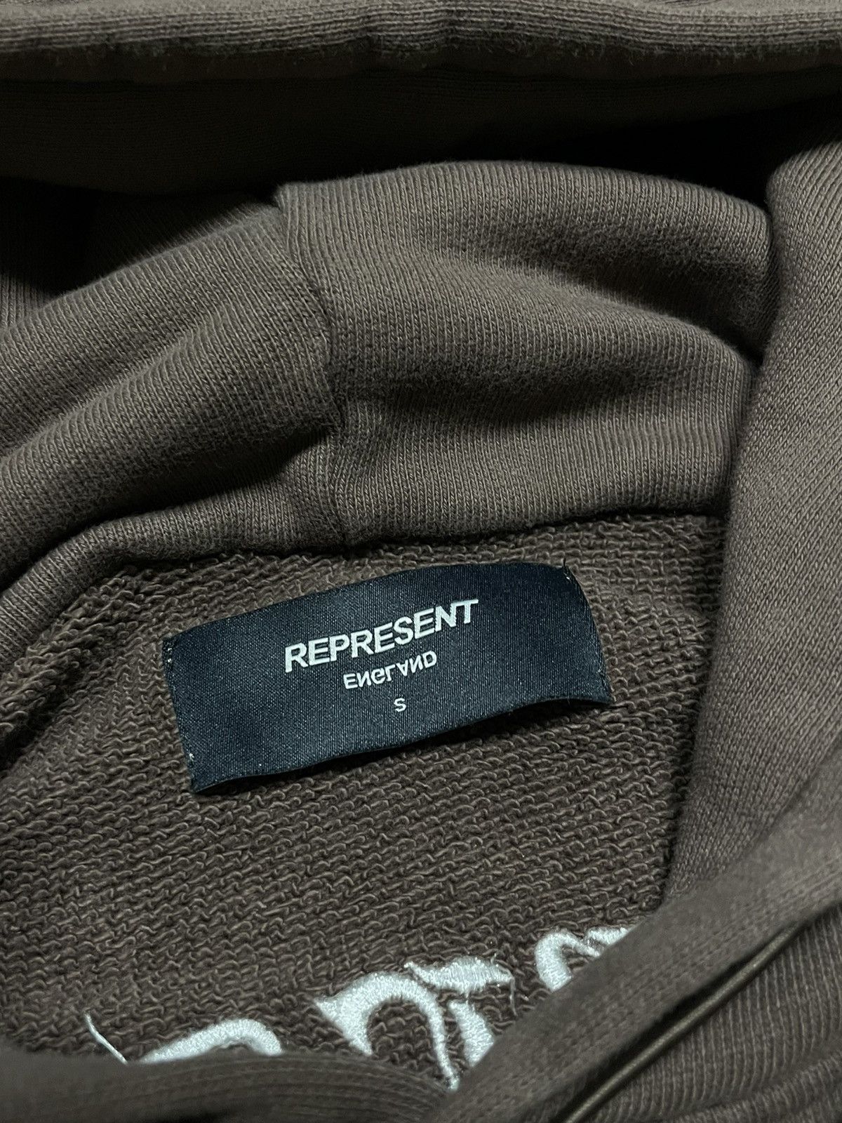 Represent Clo. Represent Love is War hoodie big spell logo Size US S / EU 44-46 / 1 - 3 Thumbnail