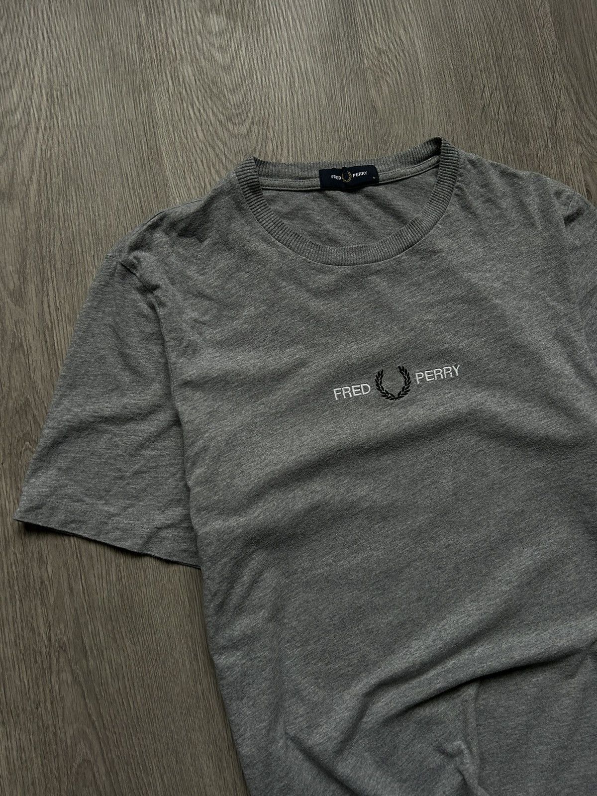 Fred Perry T-Shirt Fred Perry 🔘 Streetwear, Sportswear 🔘 Size US M / EU 48-50 / 2 - 3 Thumbnail