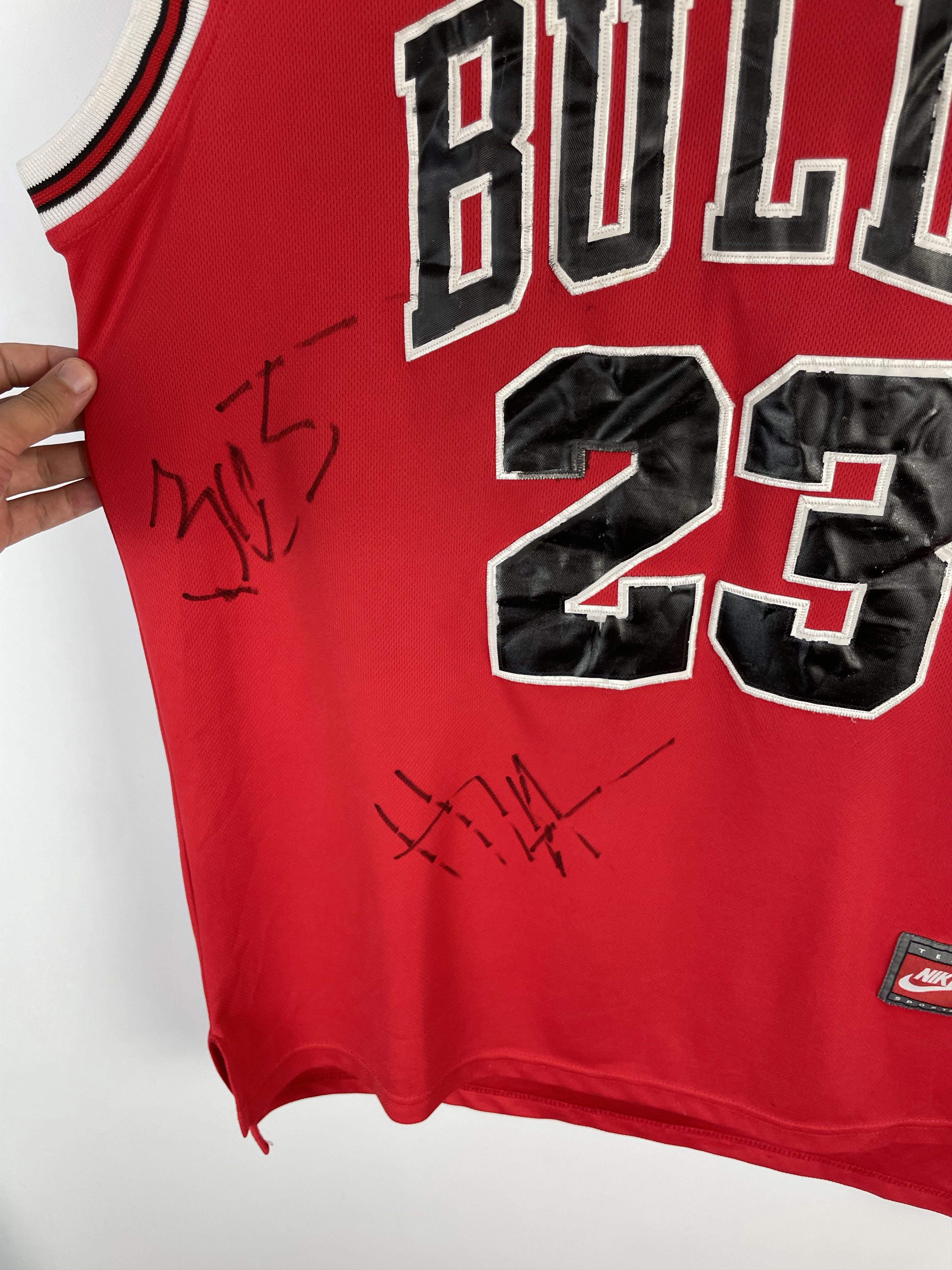 NBA Chicago Bulls Jersey Nike 23 Michael Jordan Size US XL / EU 56 / 4 - 4 Thumbnail