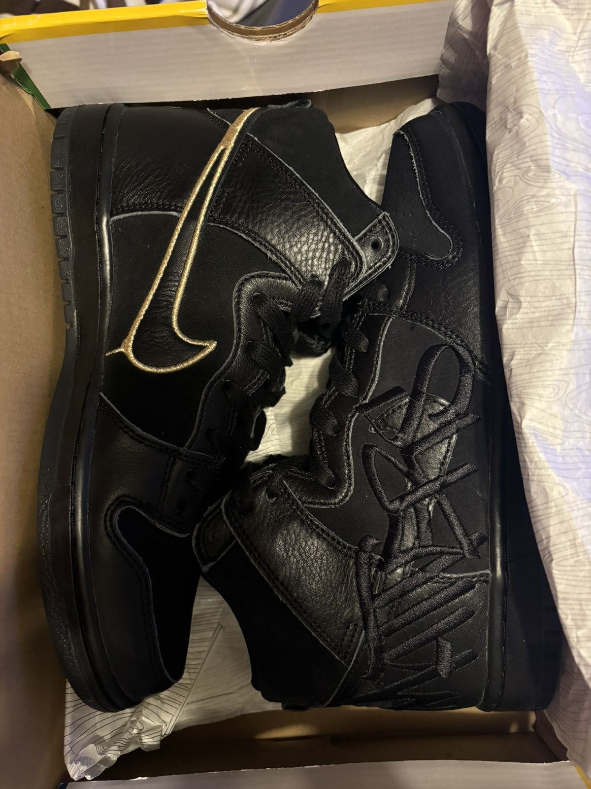 Nike Nike x Faust SB Dunks Size US 8 / EU 41 - 2 Thumbnail