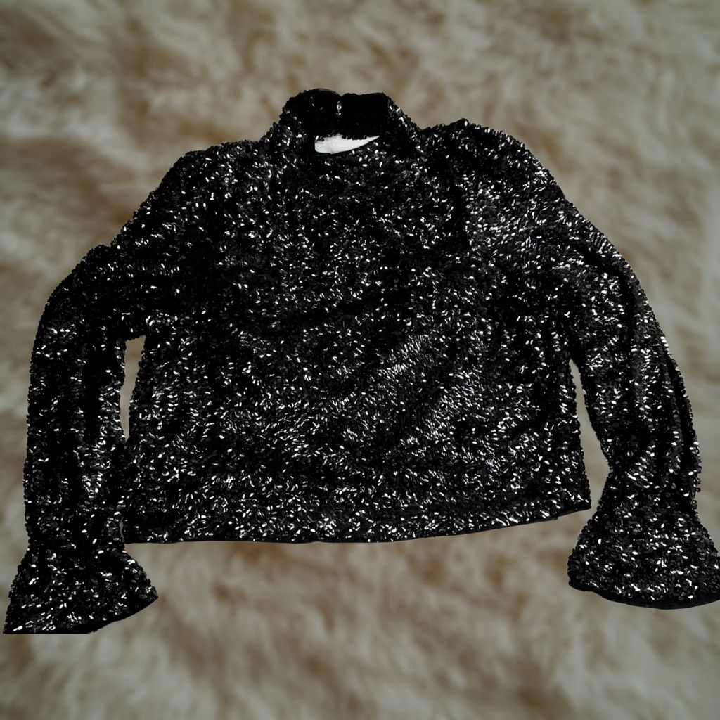 Free People Free People Womens Sequined Cropped Top Long Sleeve Black Size L Back Cutout Size L / US 10 / IT 46 - 1 Thumbnail