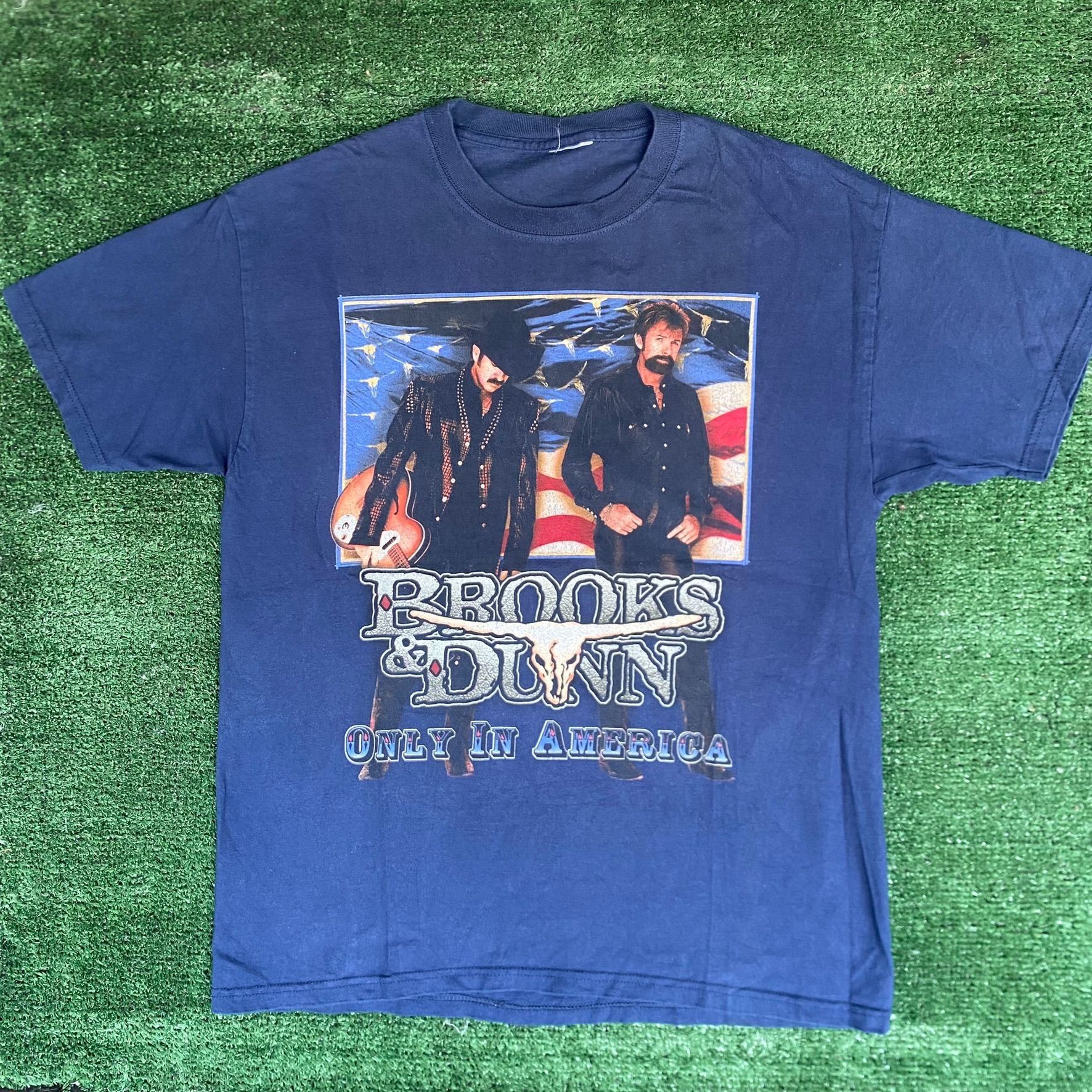 Vintage Y2K Brooks Dunn Shirt Country Music USA Boots Tee