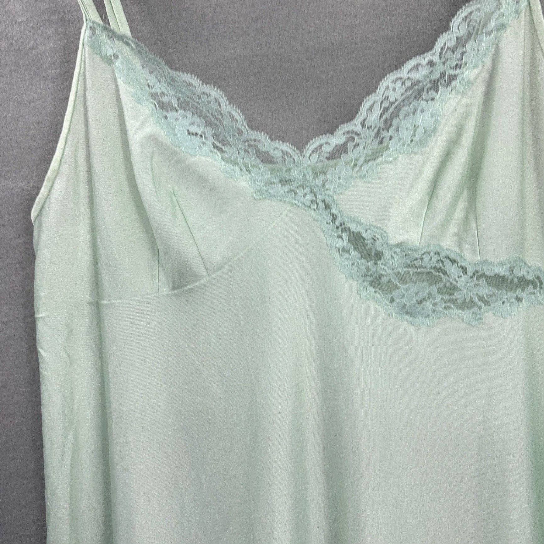 Vintage VINTAGE ShadowLine Nylon Nightgown Womens M Green Boudoir Silk Lace 1970s Long Nightgown Womens ShadowLine 70s Green Nylon Nightgown Size ONE SIZE - 7 Thumbnail