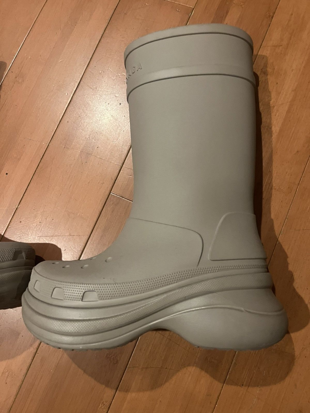 Balenciaga × Crocs Balenciaga Croc Rainboot Size US 10.5 / EU 43-44 - 4 Thumbnail