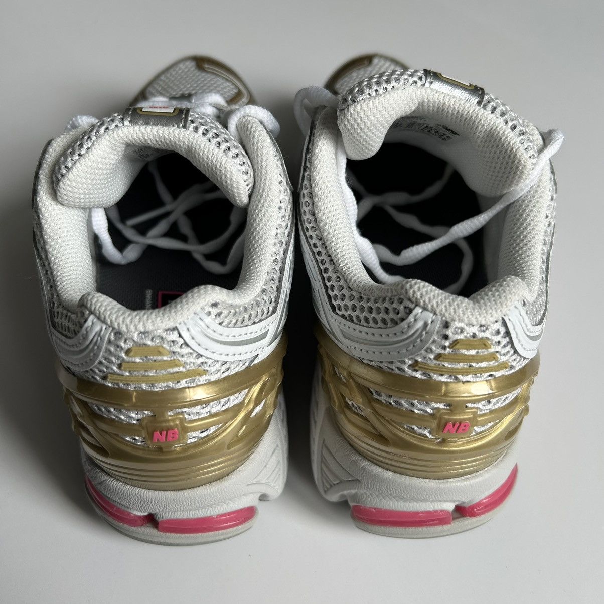 New Balance NEW BALANCE U1906RH 'Silver Metallic Dragon Berry Womens 7.5 Size US 7.5 / IT 37.5 - 5 Thumbnail