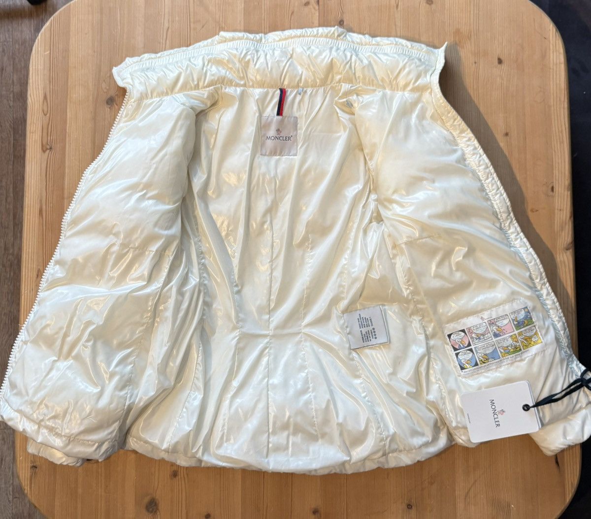 Moncler Moncler Daphne Jacket Size M / US 6-8 / IT 42-44 - 12 Thumbnail