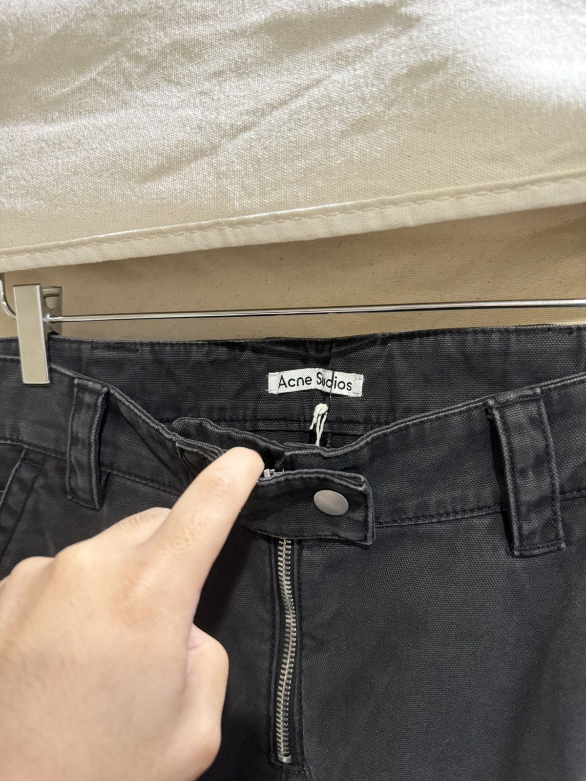 Acne Studios Acne Studios Charcoal Grey Canvas Cotton Cargo Trousers Size US 32 / EU 48 - 6 Thumbnail