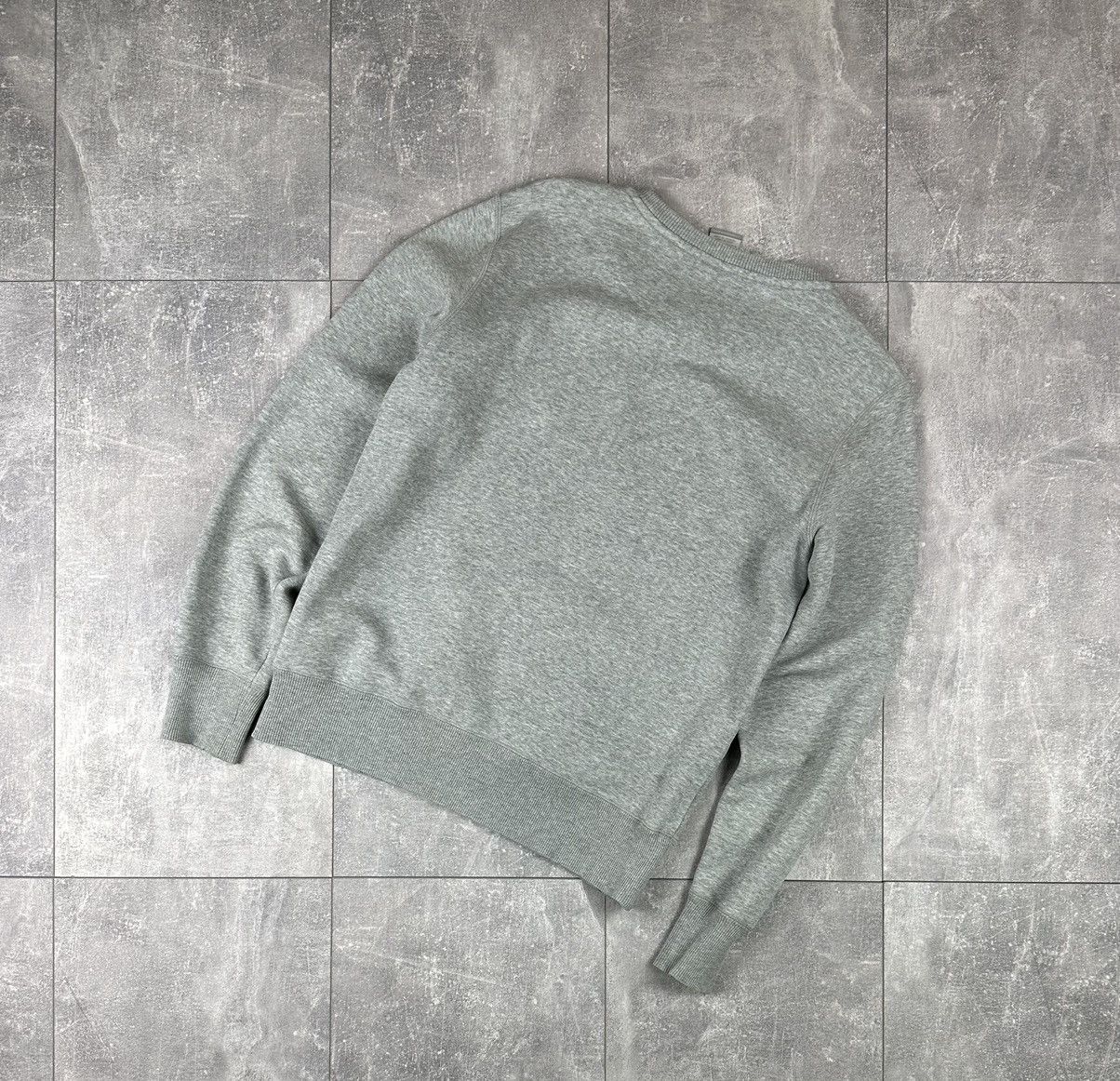 Nike Nike Mens Vintage Centr Logo Sweatshirt Size US S / EU 44-46 / 1 - 8 Thumbnail