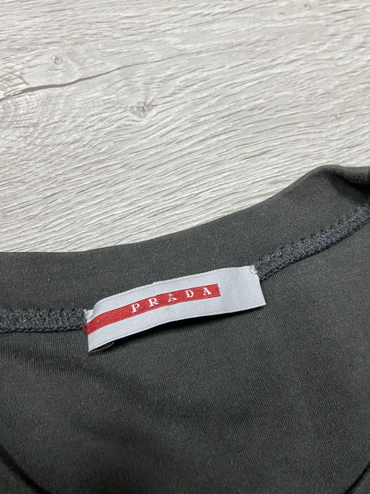Prada Prada red tab vintage long sleeve Size US M / EU 48-50 / 2 - 5 Thumbnail