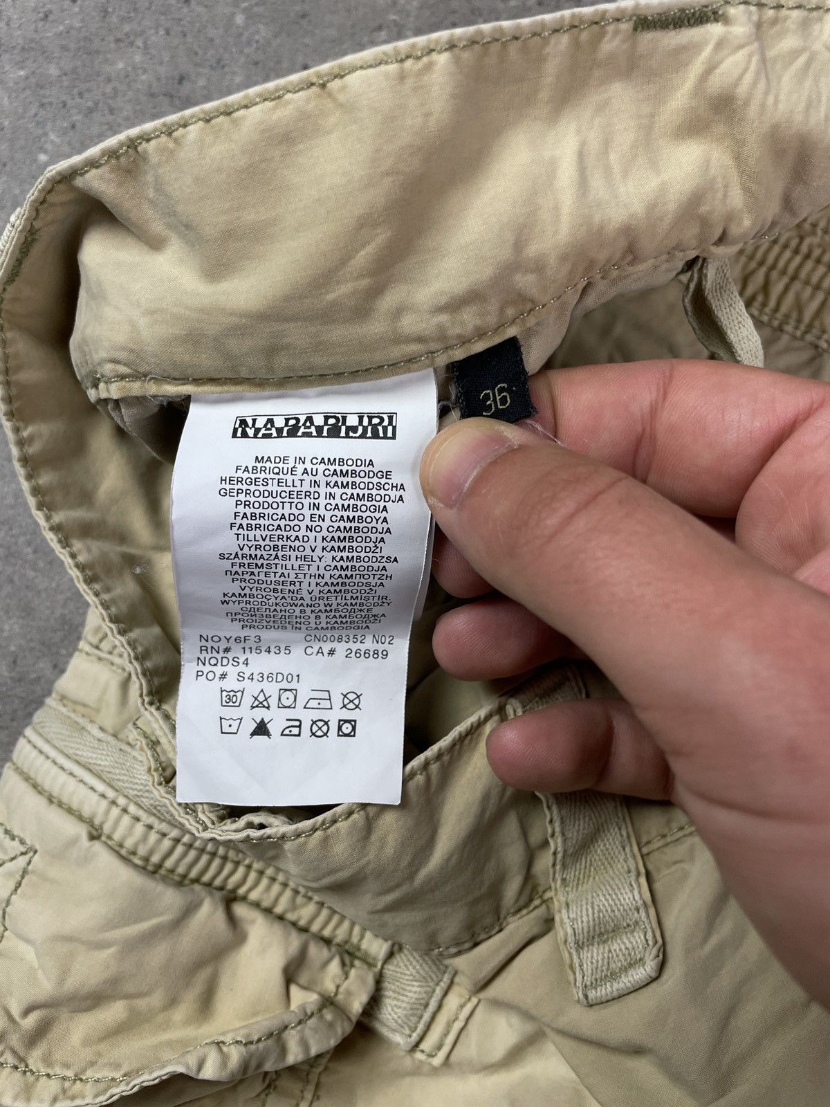 Napapijri × Vintage Vintage Y2K Napapijri Cargo Shorts Size US 36 / EU 52 - 5 Thumbnail