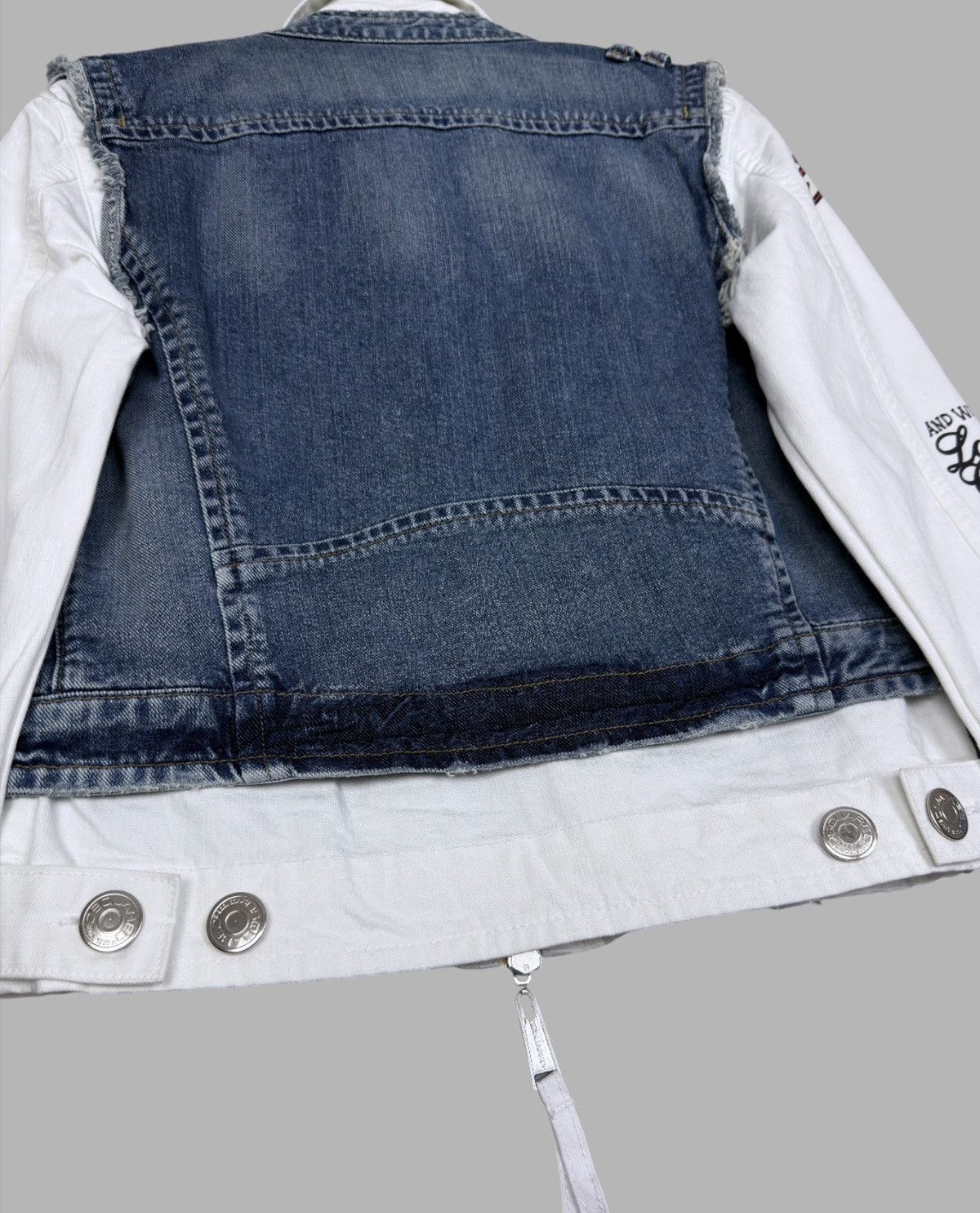 Dsquared2 SS 2005 Dsquared2 3 in 1 Tattoo Denim Jacket. Size US M / EU 48-50 / 2 - 19 Thumbnail