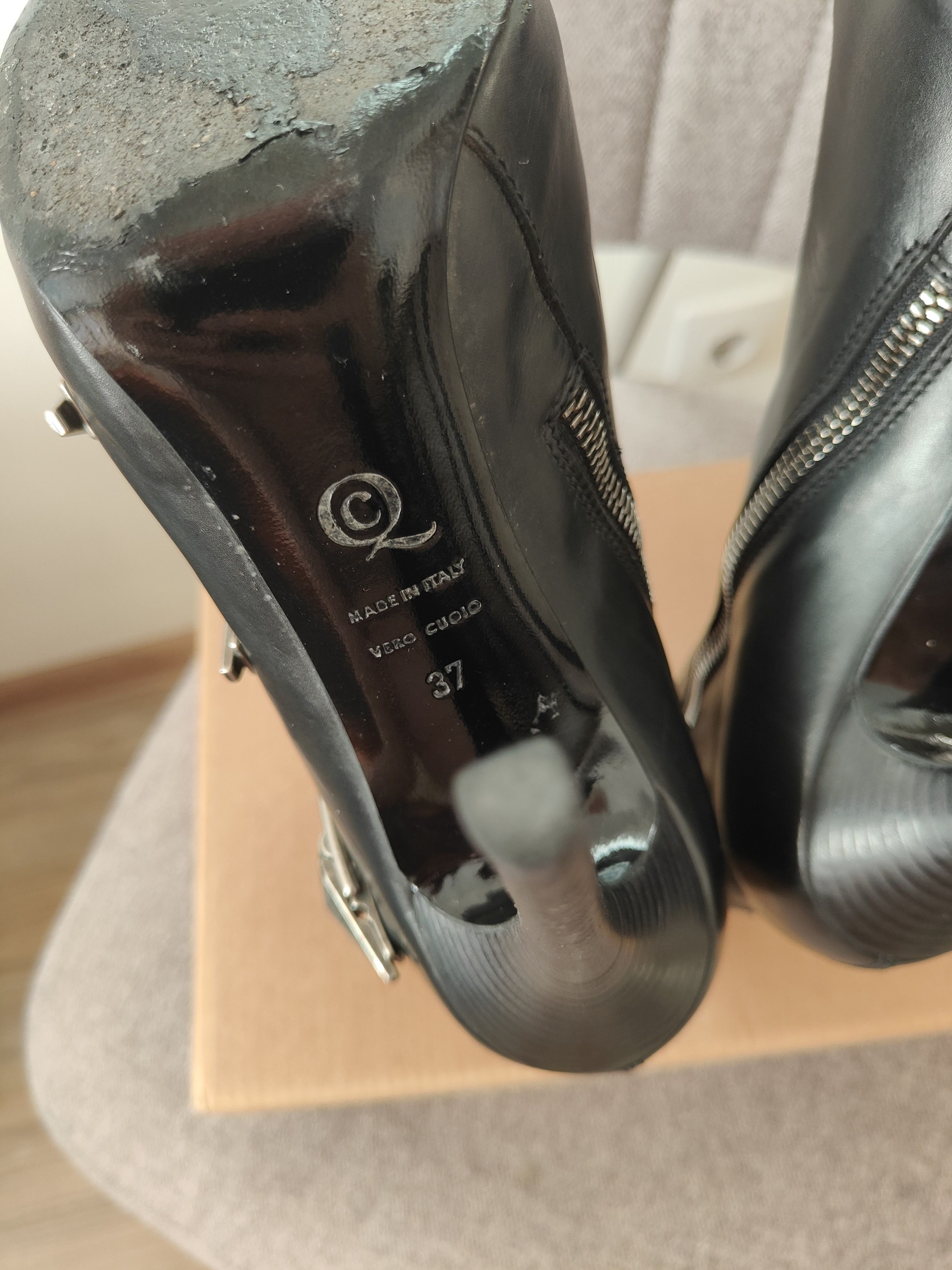 Alexander McQueen Alexander McQueen Buckled Latch Heel Boots Size US 7 / IT 37 - 10 Thumbnail