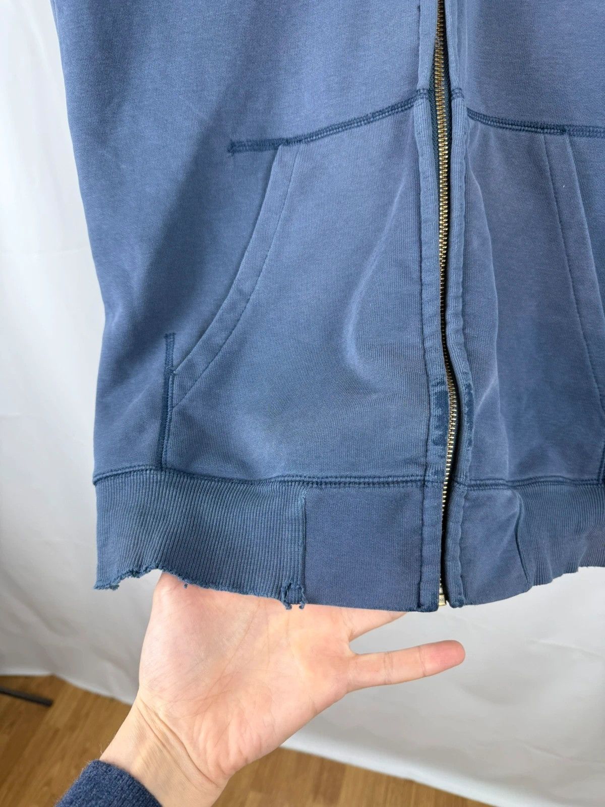 Carhartt Wip Carhartt Chase Zip Hoodie Destroyed Sun Faded size L Size US L / EU 52-54 / 3 - 7 Thumbnail