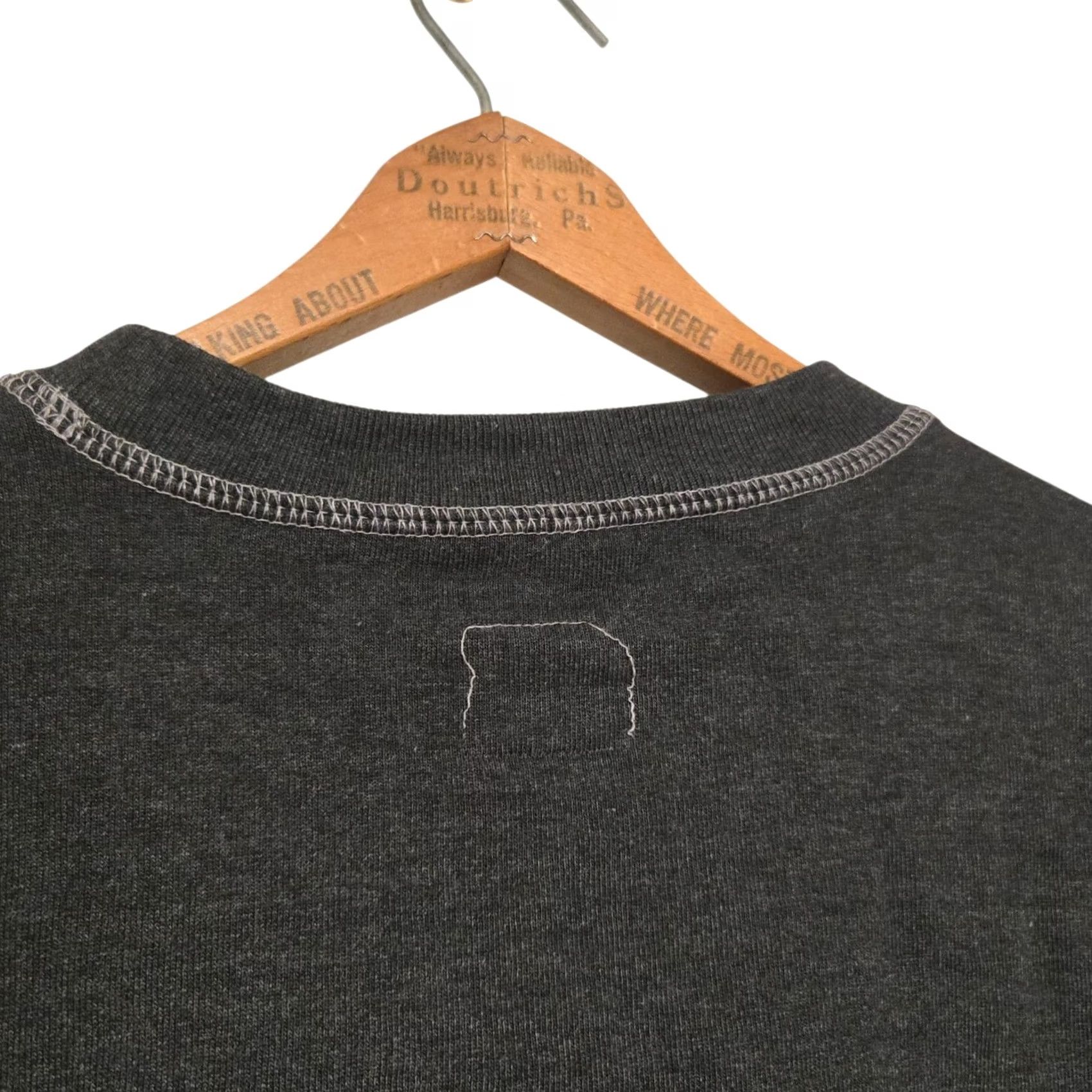 Vintage VINTAGE CAT Caterpillar Crewneck Sweatshirt Mens Large Gray Hooded Pullover Graphic Print Size US L / EU 52-54 / 3 - 7 Thumbnail