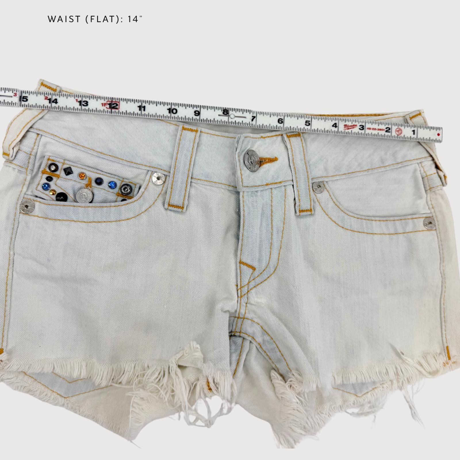 True Religion True Religion Keira Low Rise Cutoff Shorts Y2K 27 Size 27" / US 4 / IT 40 - 7 Thumbnail