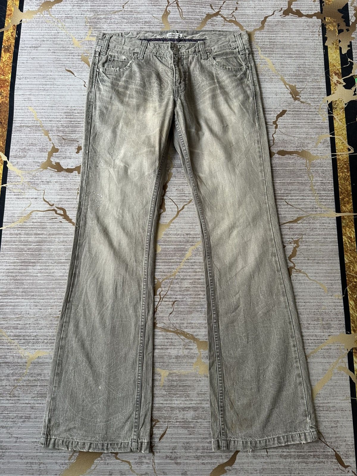 Japanese Brand FLARE London Denim Distressed Denim Size US 34 / EU 50 - 2 Thumbnail