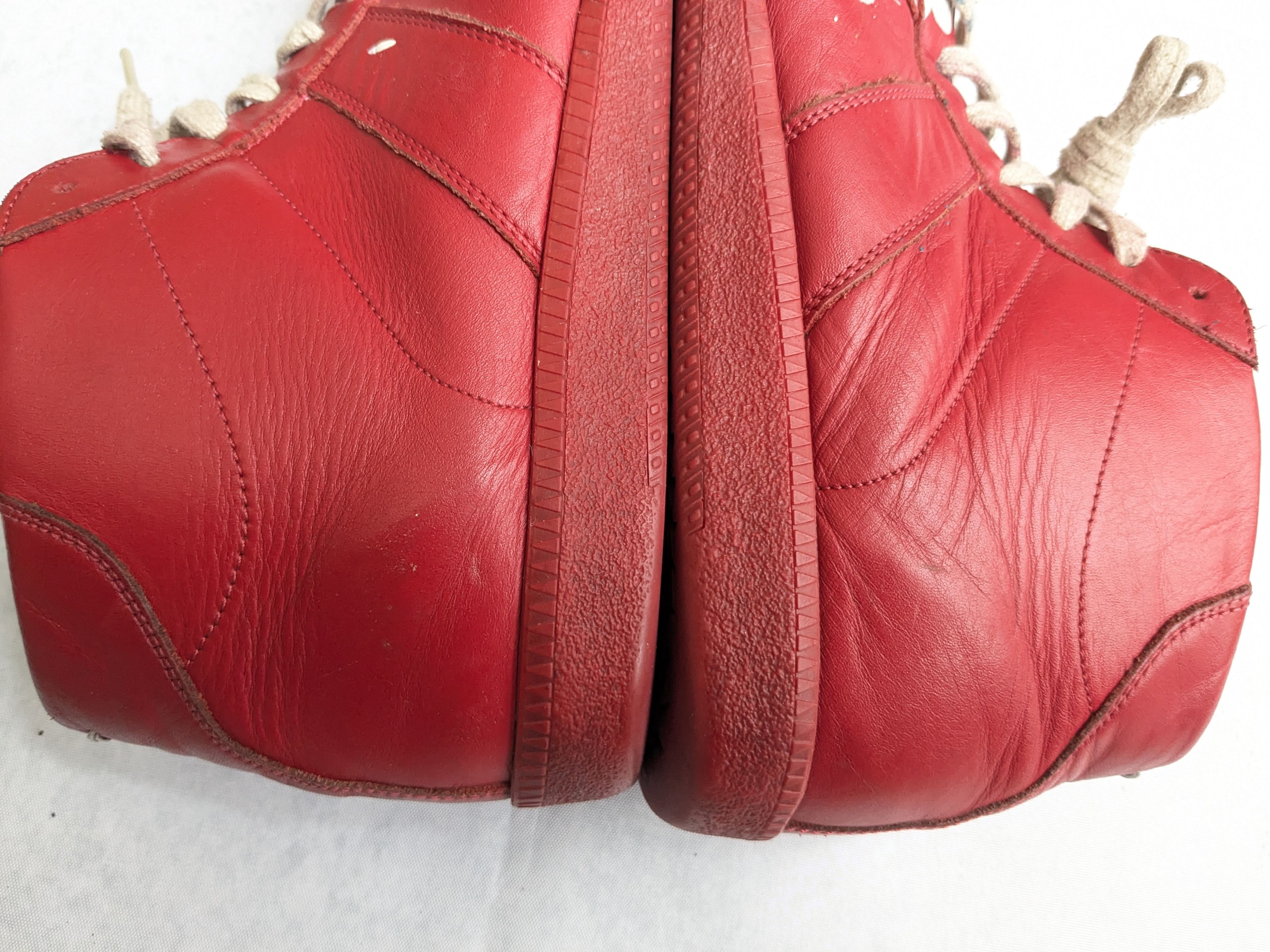 Maison Margiela Maison Margiela Replica GAT Red Paint Splatter 9 42 Size US 9 / EU 42 - 8 Thumbnail