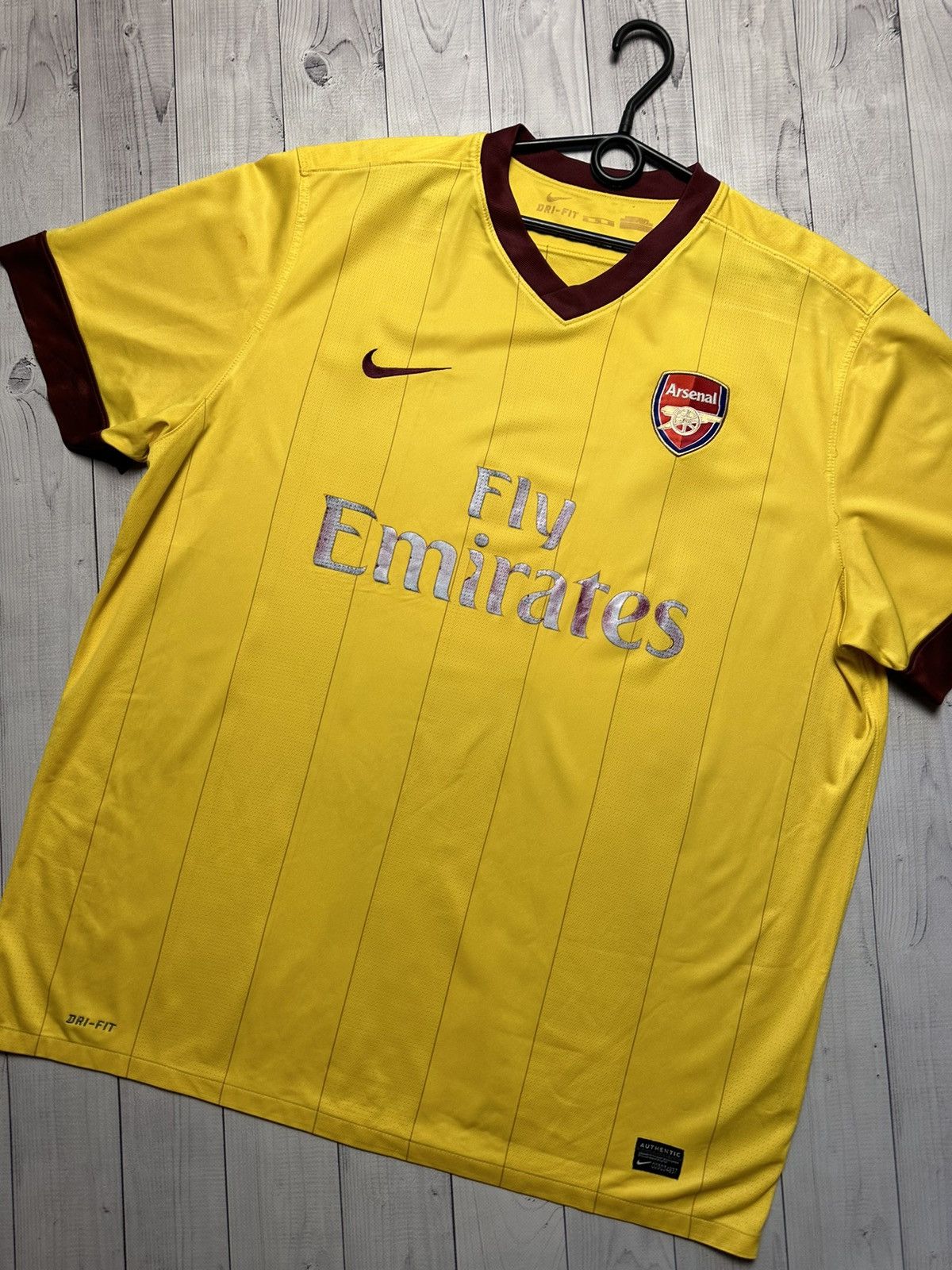 Vintage Vintage Nike Arsenal soccer jersey size XXL yellow rare Size US XXL / EU 58 / 5 - 2 Thumbnail