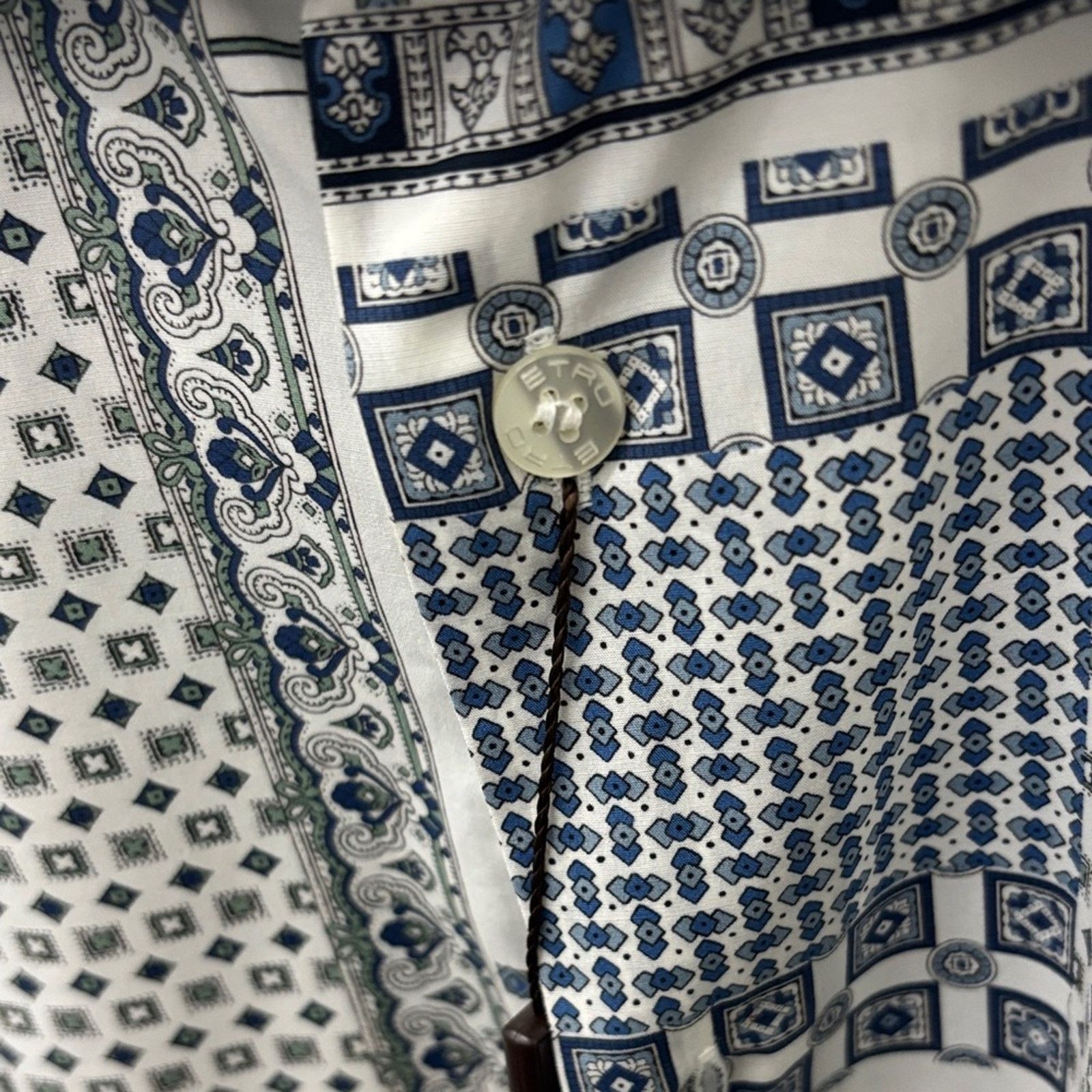 Etro Etro Geometric Blue and White Button Down Shirt Size 39 M Size US M / EU 48-50 / 2 - 5 Thumbnail