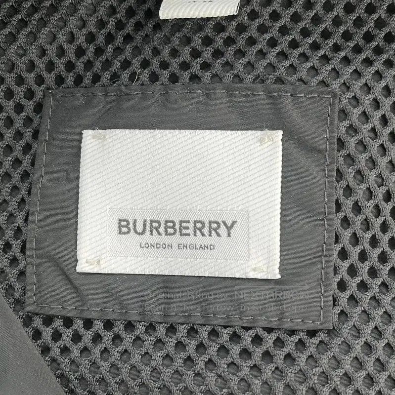 Burberry Burberry Black Lightweight Jacket for Women. Size S / US 4 / IT 40 - 6 Thumbnail