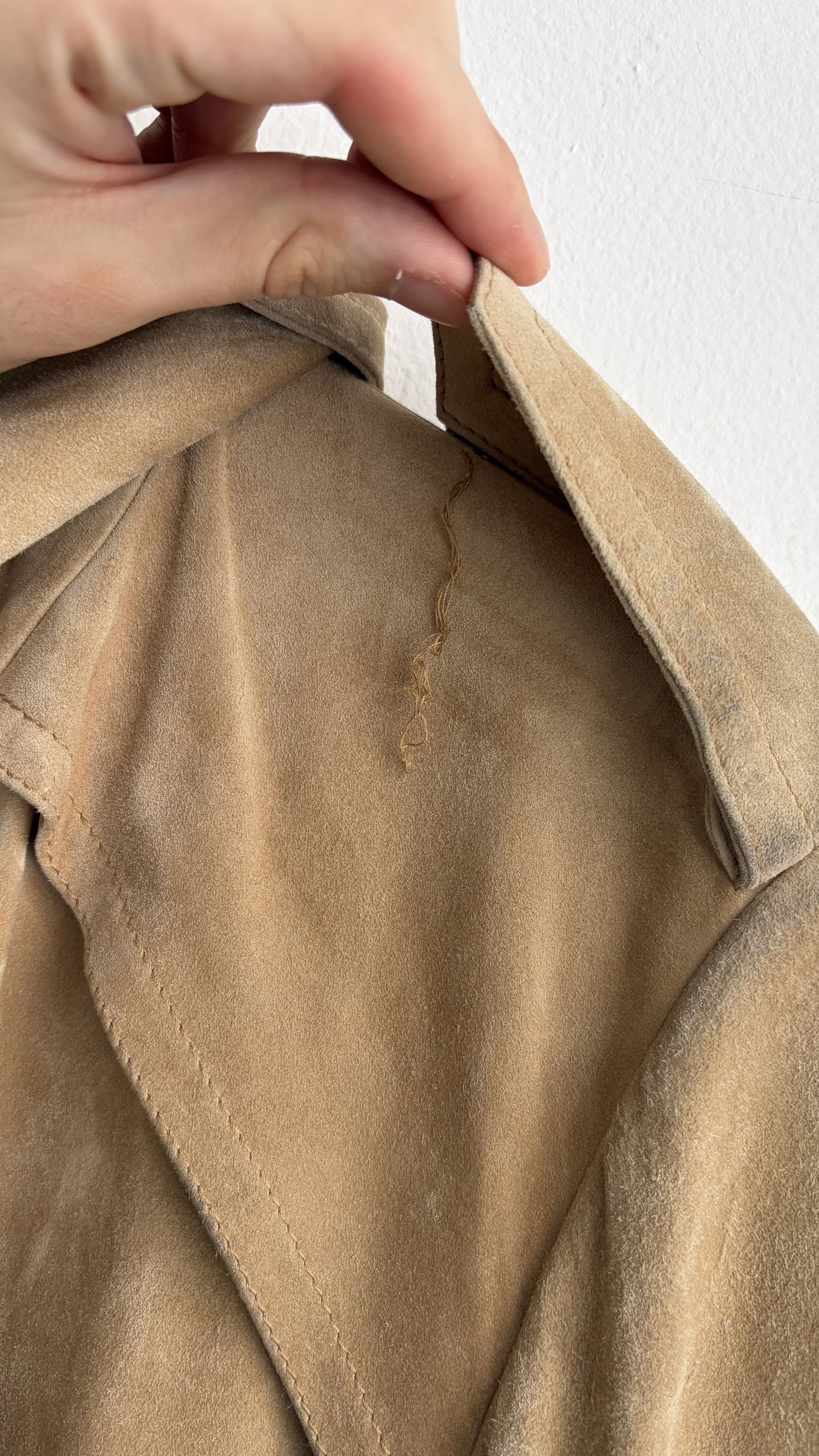 Gucci Tom Ford Gucci Beige Tan Suede Trench Coat, 48 Size US M / EU 48-50 / 2 - 6 Thumbnail