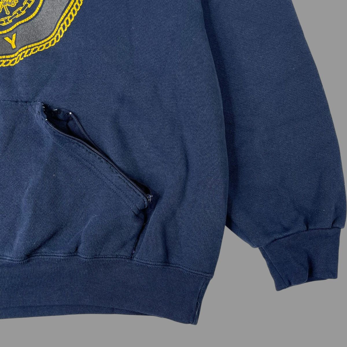 Vintage Vintage u.s. navy zip pocket hoodie Size US L / EU 52-54 / 3 - 6 Thumbnail
