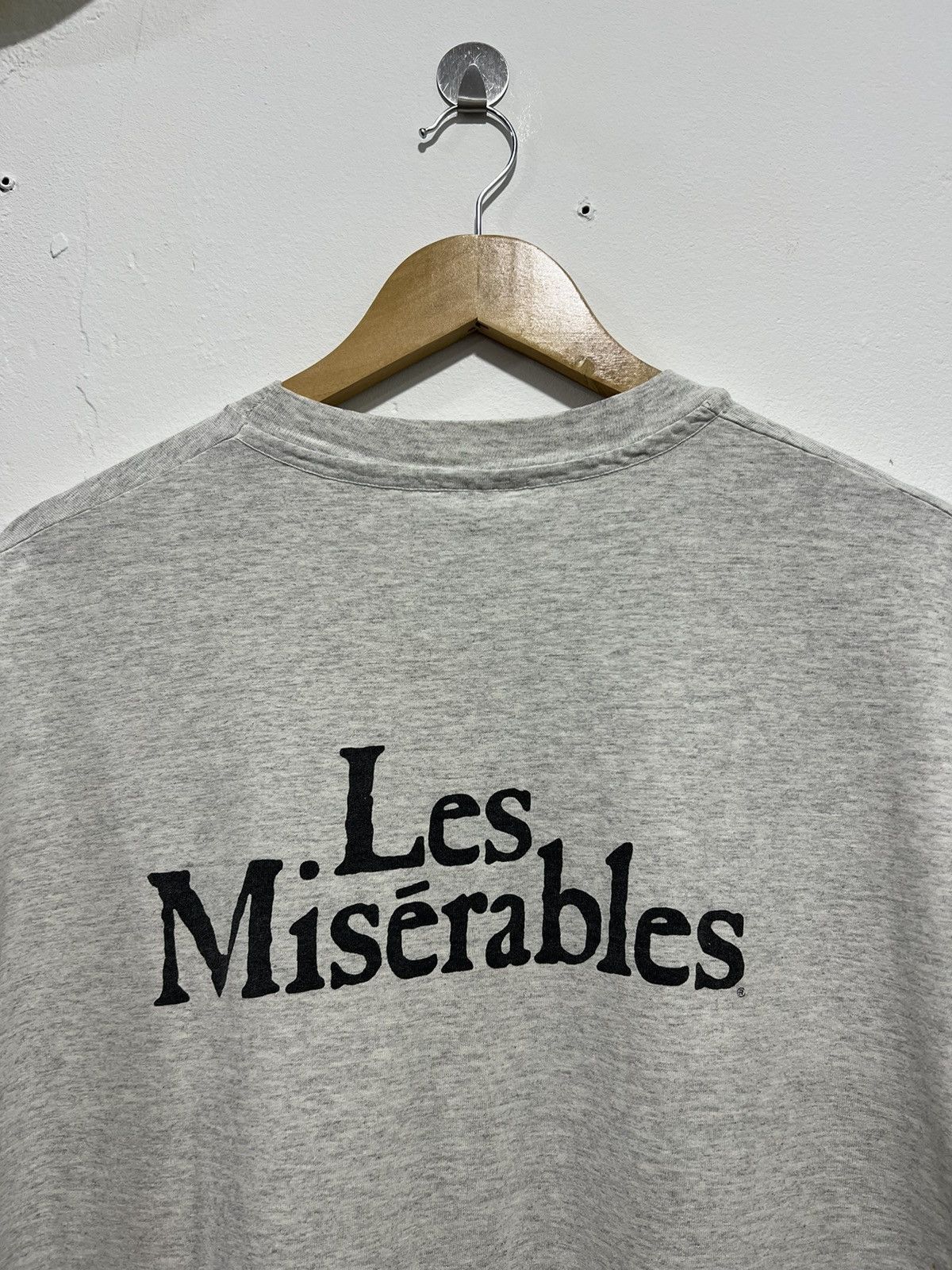 Band Tees × Vintage Vintage 1986’ Les Misérables Iconic Tshirt Size US XL / EU 56 / 4 - 9 Thumbnail