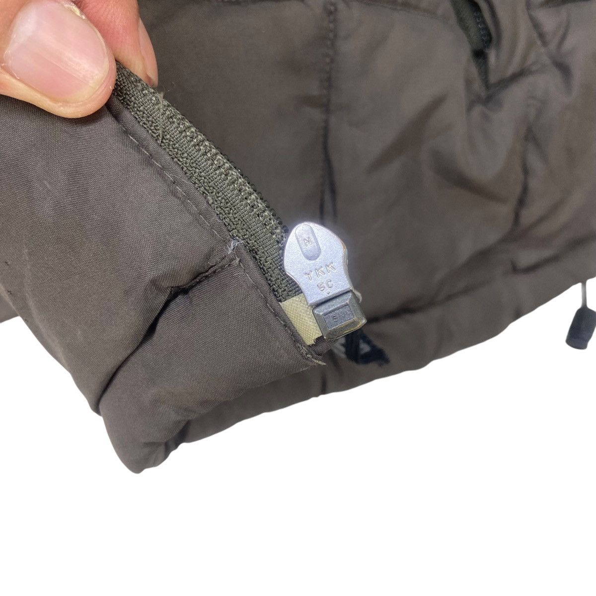Vans Vans Puffer Quilted Jacket Size US M / EU 48-50 / 2 - 11 Thumbnail