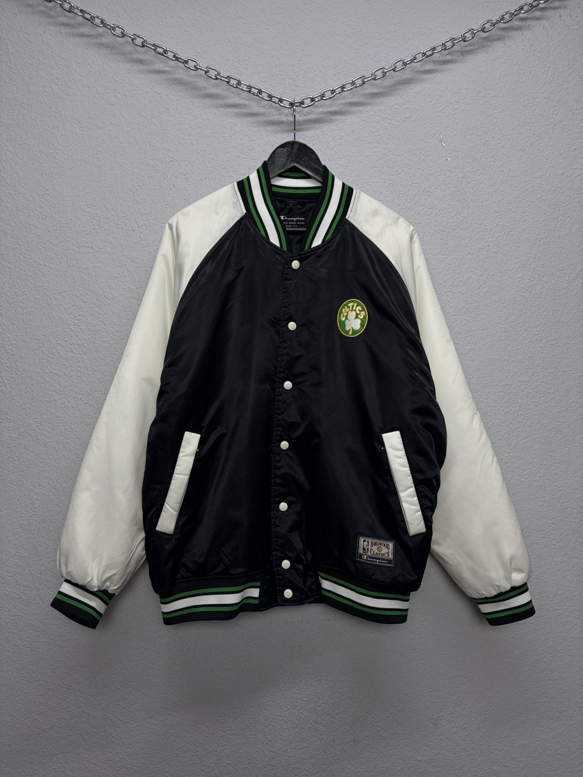 NBA VTG Champion x NBA Boston Celtics Black & White Satin Bomber Size US L / EU 52-54 / 3 - 7 Thumbnail