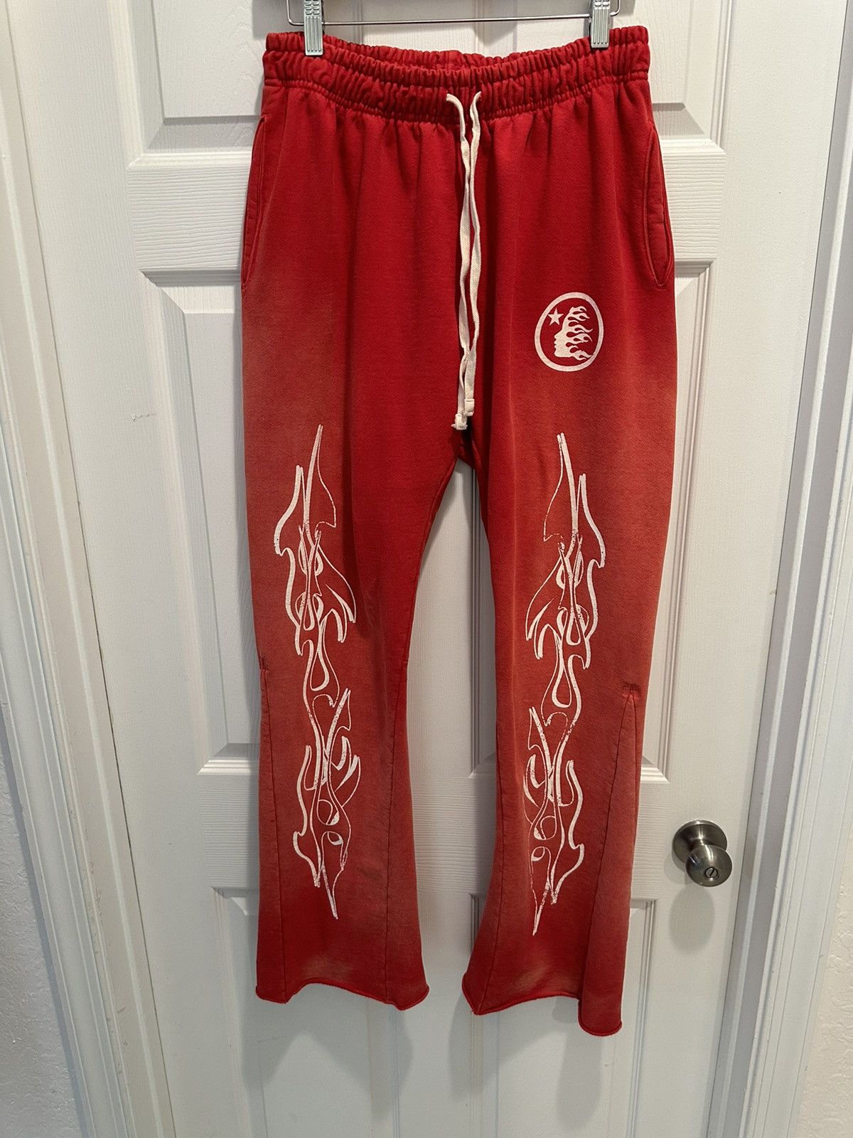 HELLSTAR HELLSTAR Studios Capsule 9 Red Flair Sweatpants Size US 34 / EU 50 - 1 Thumbnail
