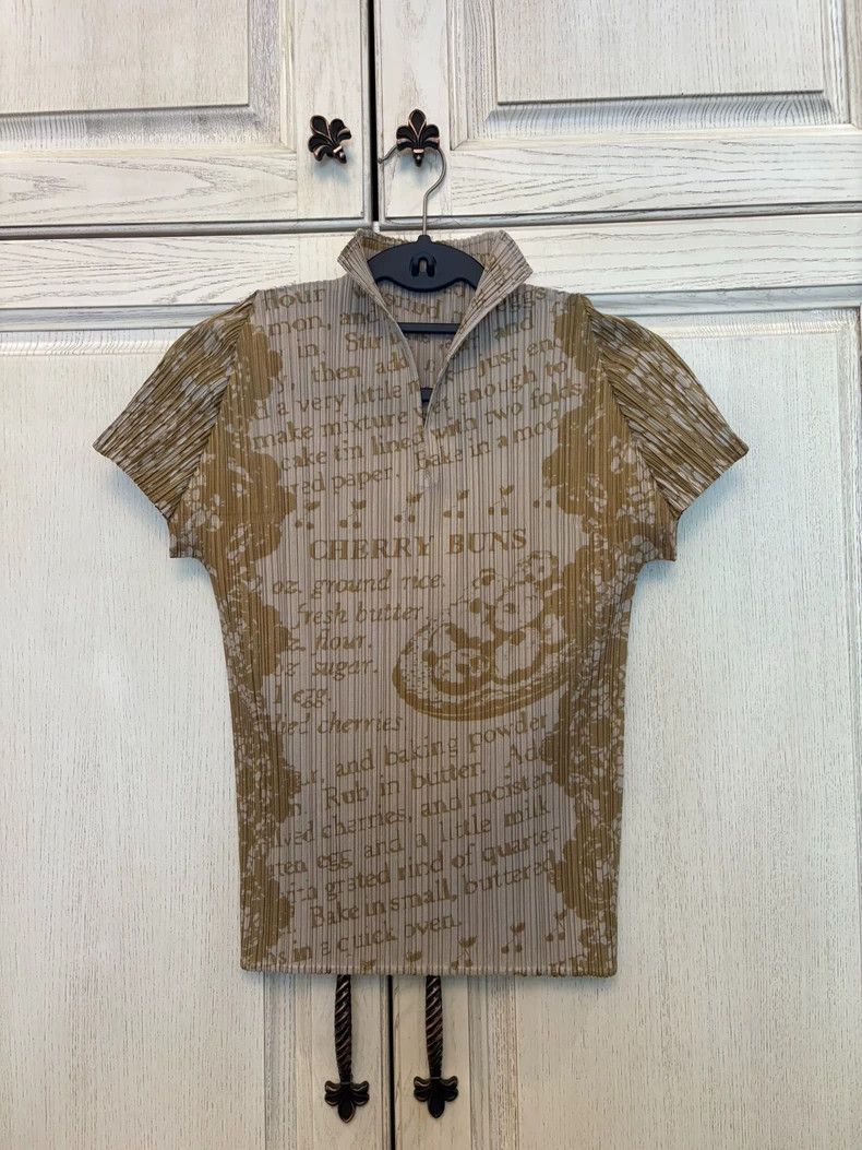 Issey Miyake Issey Miyake size:one size Bread Story Cherry Pie Recipe A Size S / US 4 / IT 40 - 1 Thumbnail