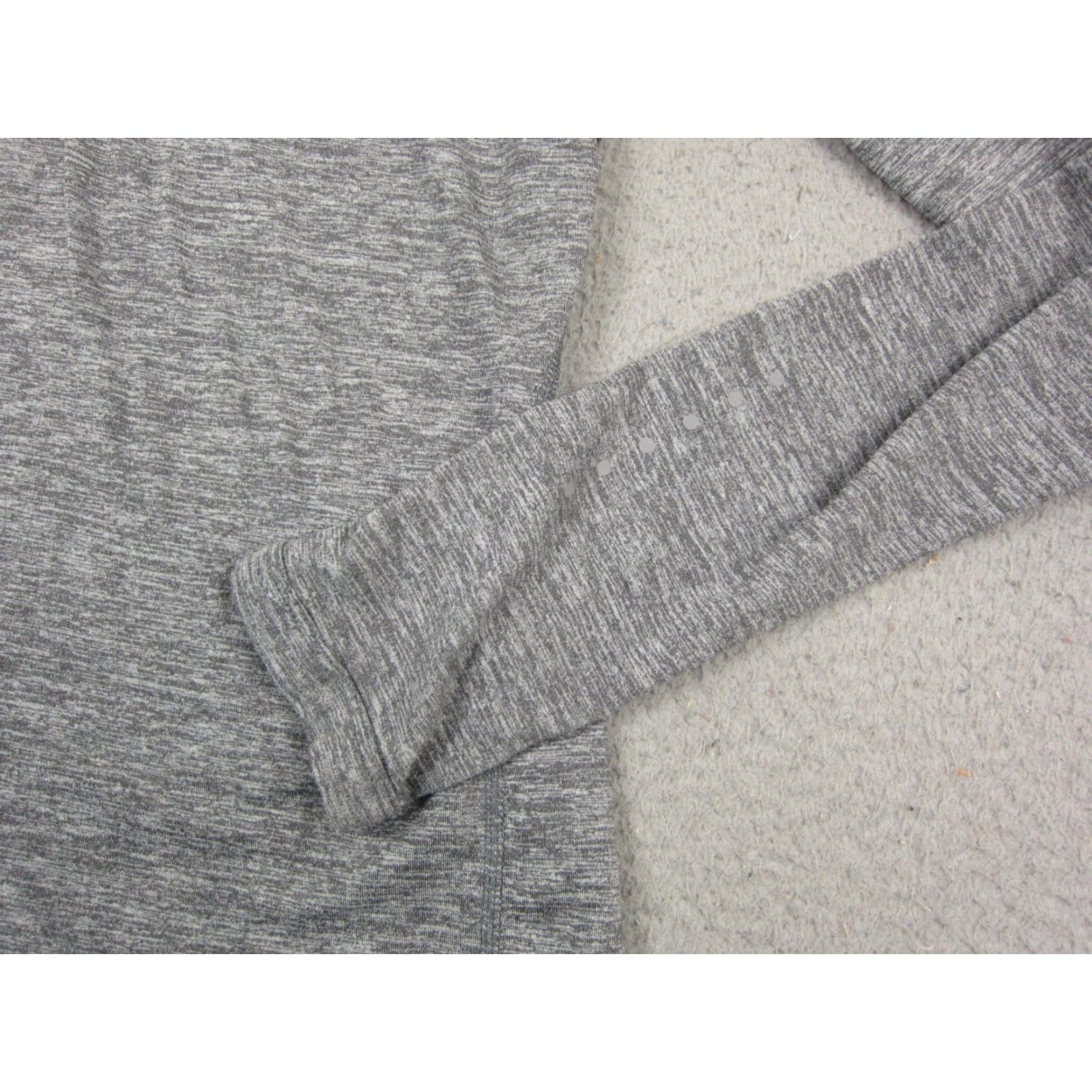Nike Nike Shirt Womens Small Gray Heather 1/4 Zip Dri-Fit Element Athletic Running Casual Sports 90s Womens? Size S / US 4 / IT 40 - 3 Thumbnail