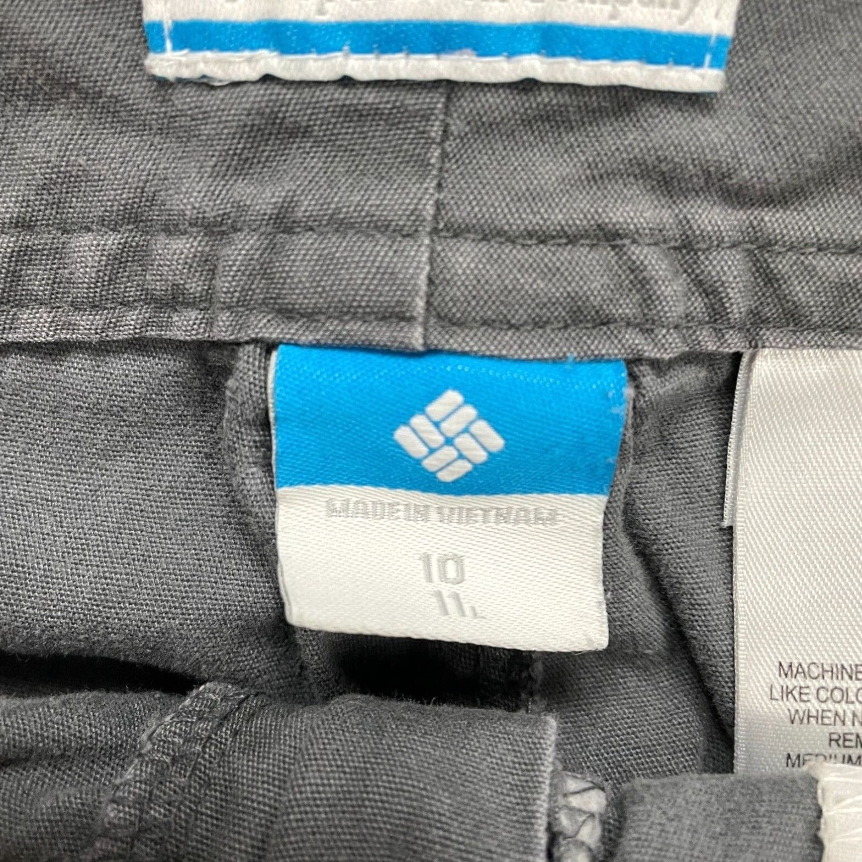 Vintage VINTAGE Columbia Bermuda Shorts Women 10 Gray Cotton High Rise Casual Activewear Summer Size 32" / US 10 / IT 46 - 3 Thumbnail