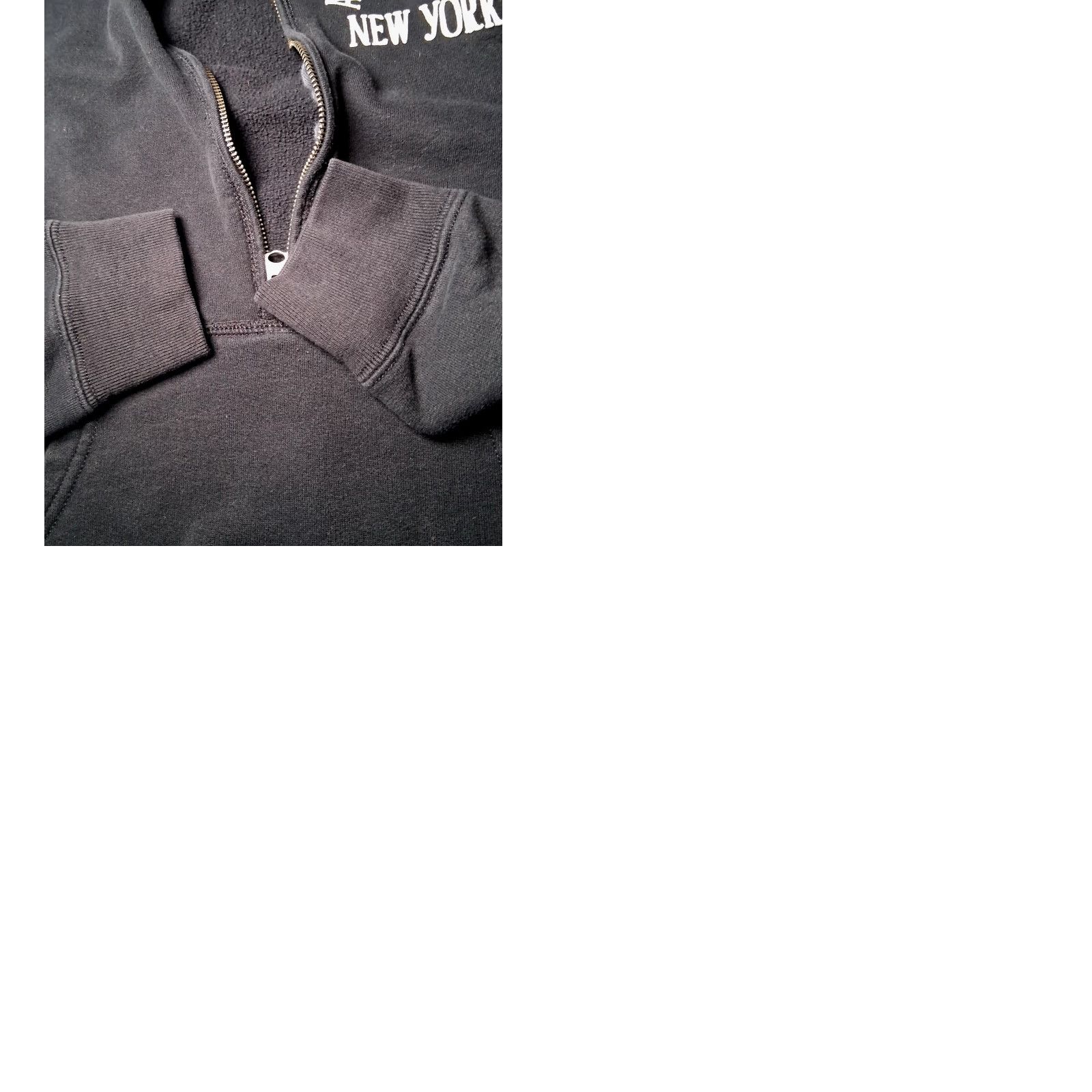 Abercrombie & Fitch Abercrombie & Fitch New York Sweatshirt Women Medium Black Raglan Sleeve 1/4 Zip Pullover Comfort Cozy Activewear Size M / US 6-8 / IT 42-44 - 9 Thumbnail