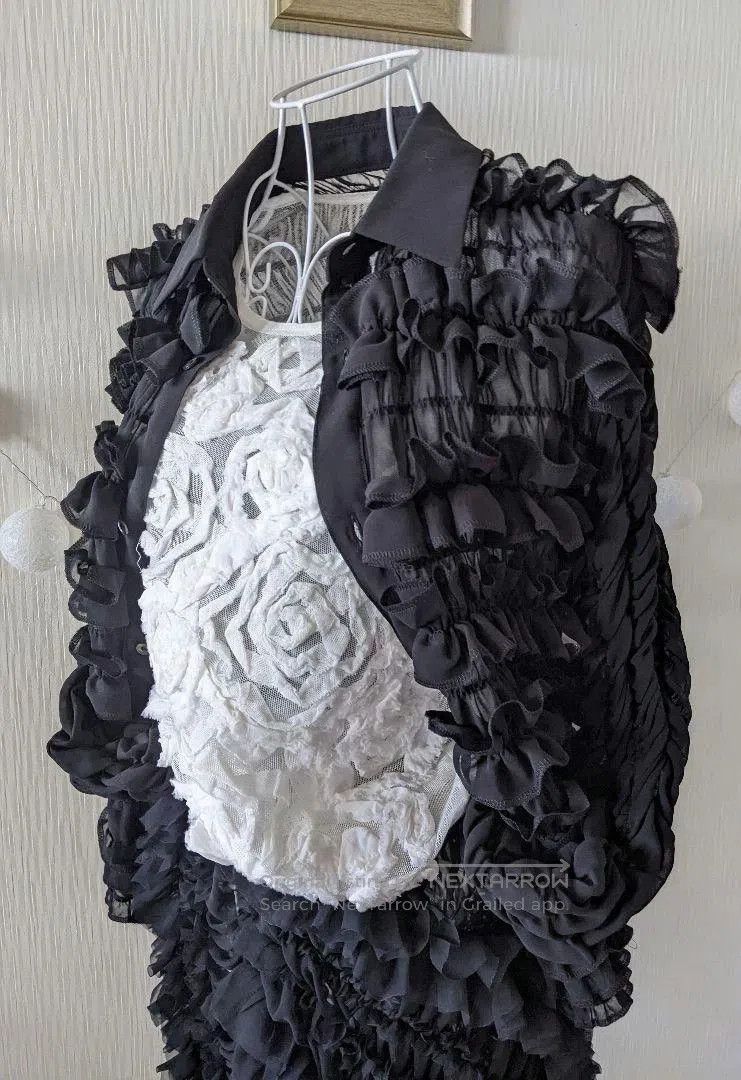 Comme des Garcons COMME des GARCONS Black Vintage Ruffled Top. Size US M / EU 48-50 / 2 - 4 Thumbnail