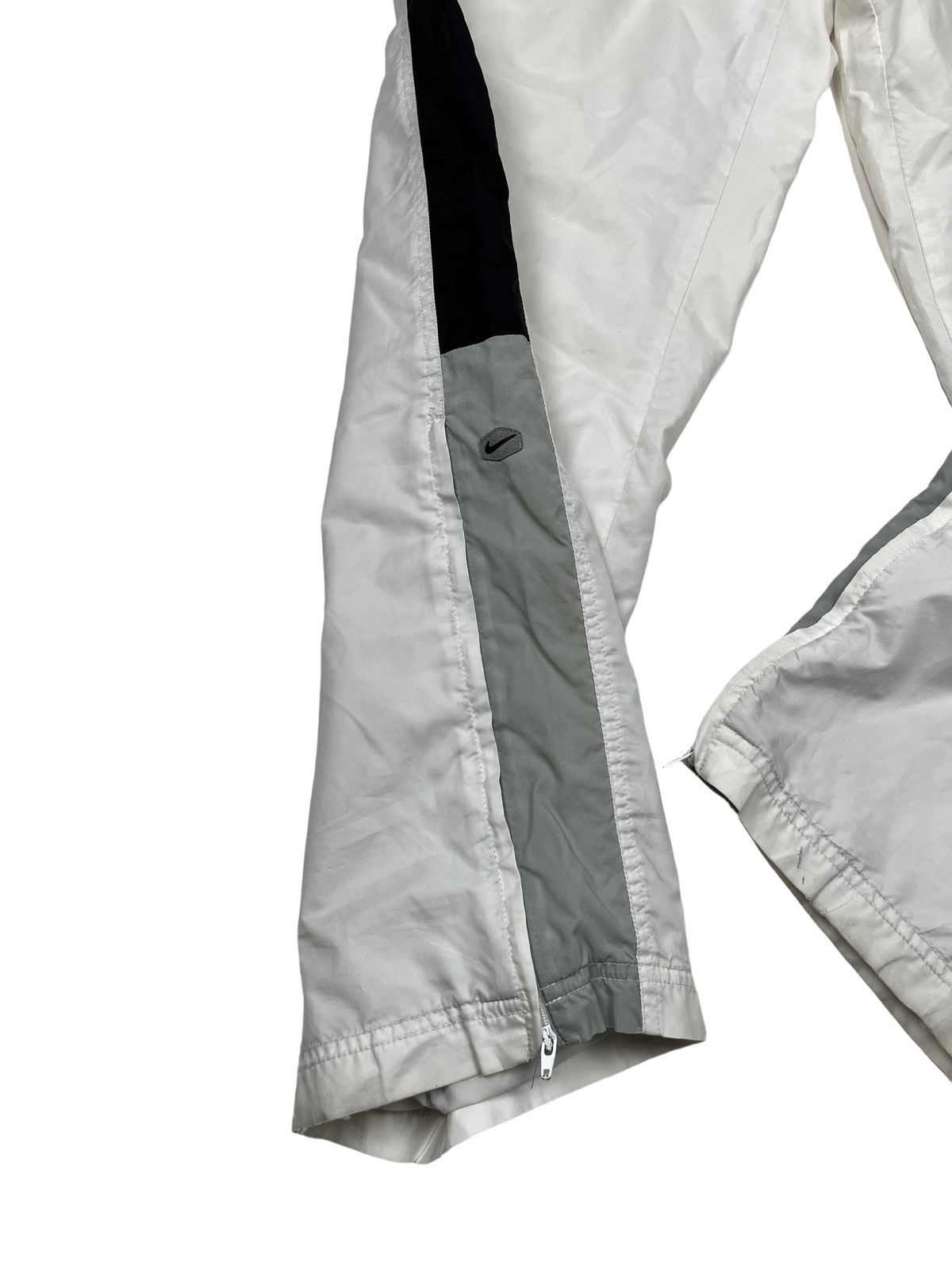 Nike × Vintage Vintage 90s Nike Cargo Nylon Track Pants Size US 32 / EU 48 - 8 Thumbnail