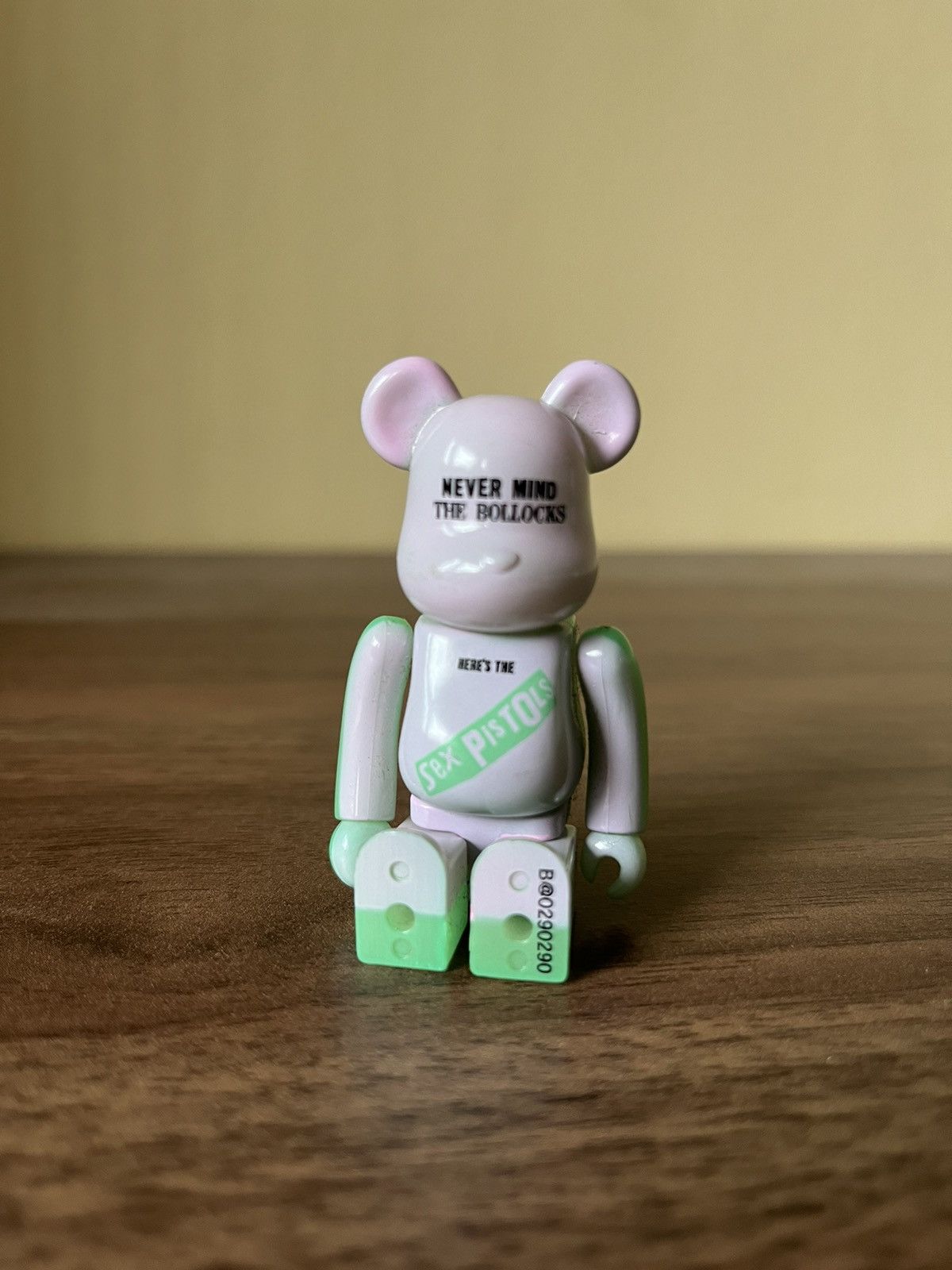 Medicom Toy Bearbrick X Sex Pistol Nevermind The Bollocks 2014 Size ONE SIZE - 3 Thumbnail