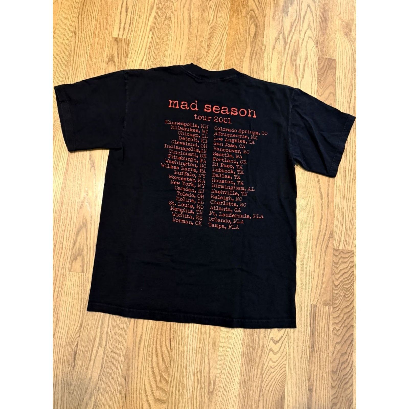 Vintage VINTAGE Winterland Matchbox Twenty Mad Season Tour 2001 T Shirt Mens Large Black Crew Neck Graphic Print Band Concert Mens Size US L / EU 52-54 / 3 - 3 Thumbnail
