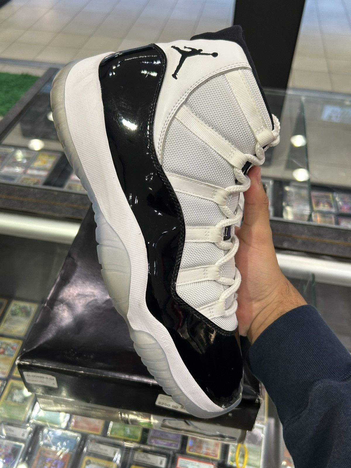 Jordan Brand Jordan 11 Concord 2018 Size US 12 / EU 45 - 5 Thumbnail