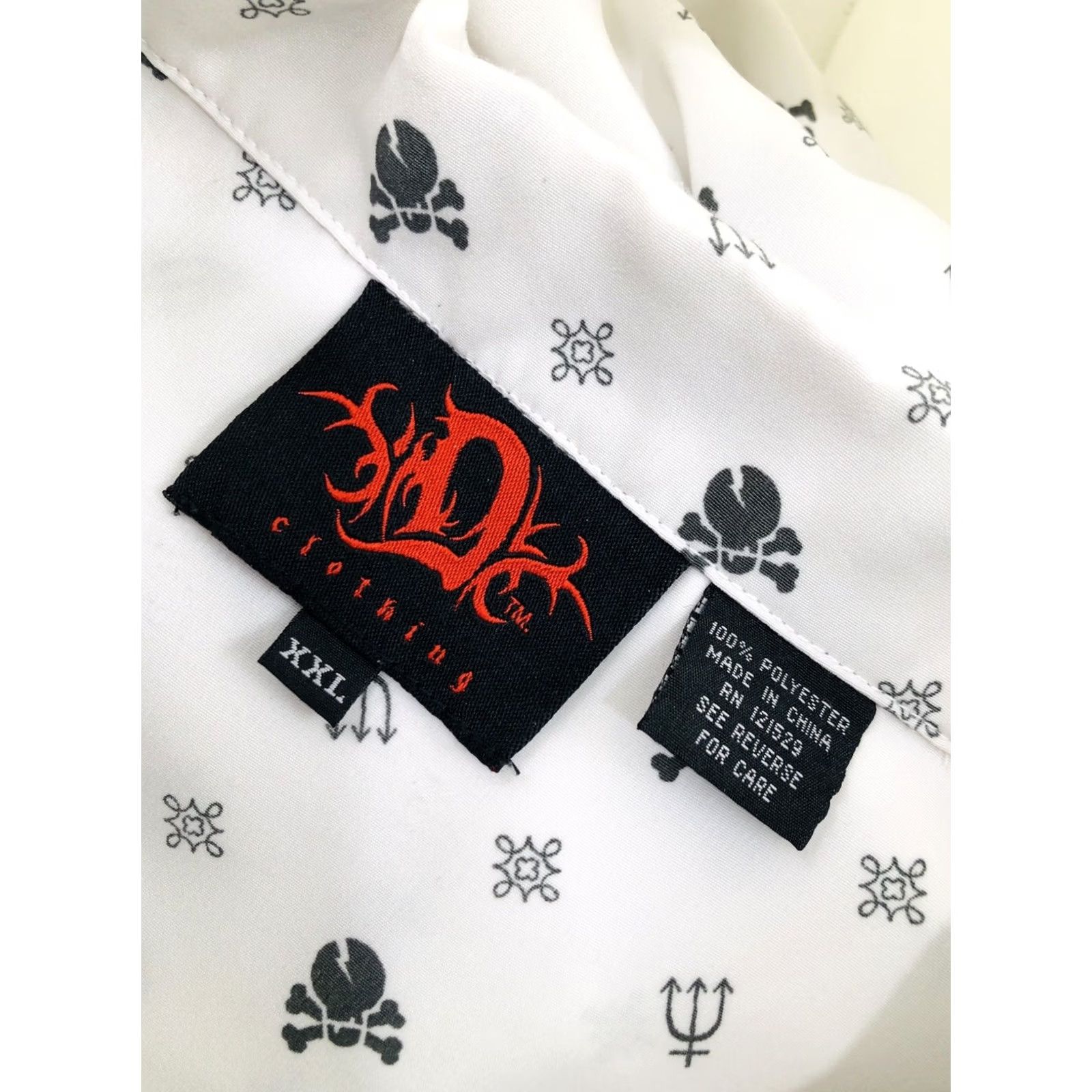 Vintage Dragonfly Shirt HIGH VOLTAGE Skull / Crossbones Trident Cross White / Black XL XXL Mens Size US XXL / EU 58 / 5 - 8 Thumbnail