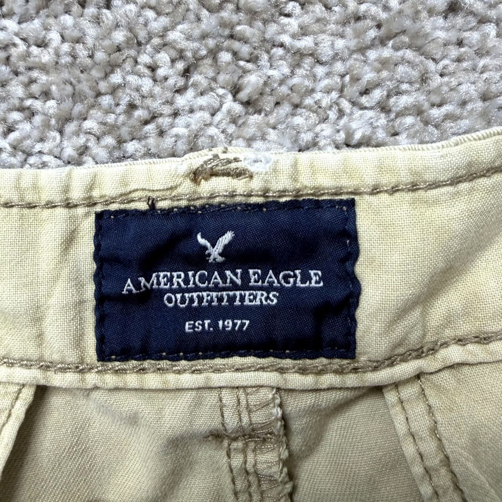 American Eagle Outfitters American Eagle Outfitters Chino Shorts Mens 33 Beige Canvas 9 Inseam Casual Size US 33 - 3 Thumbnail