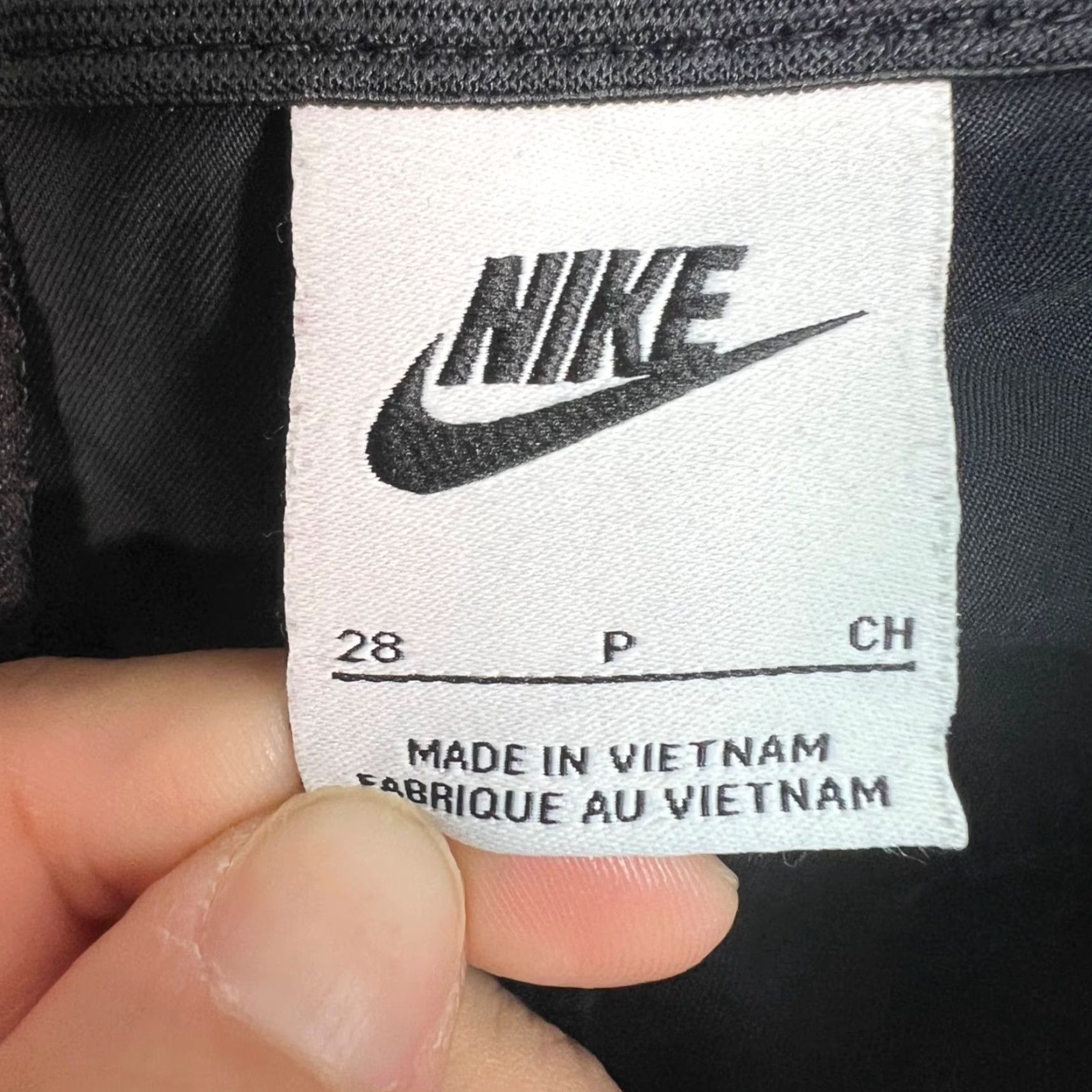 Nike Nike Mens Size 28 Black Cropped Tapered Chino Pants Drawstring Size US 28 / EU 44 - 3 Thumbnail