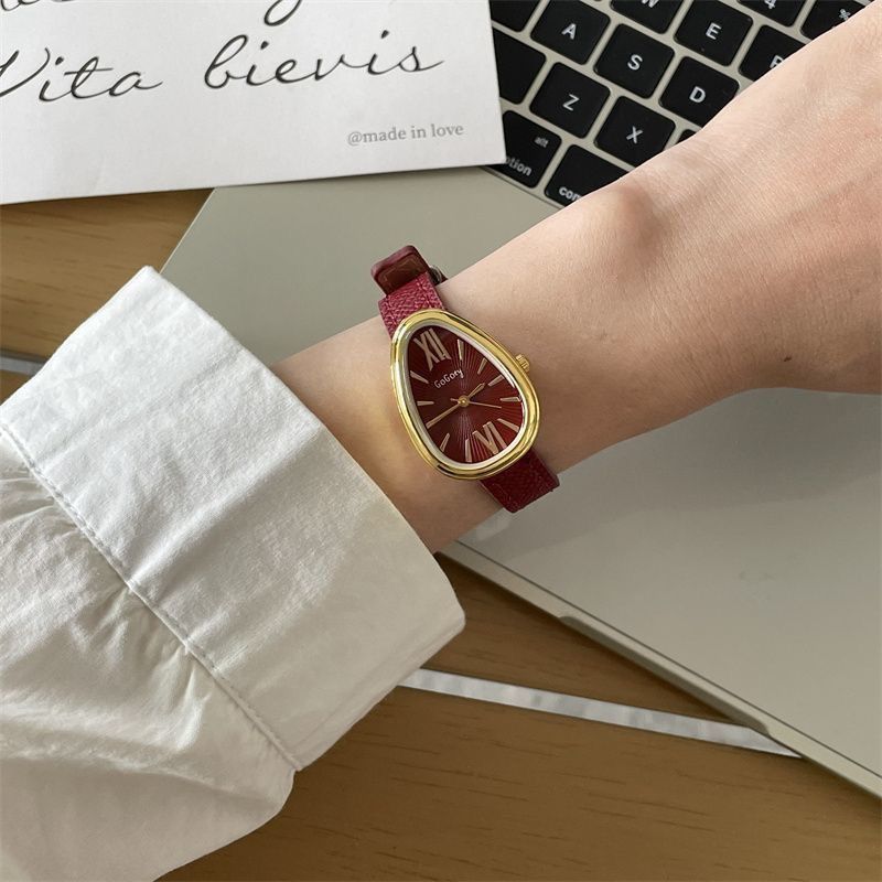 Other Minimalist Red Oval Watch – Small Niche Design Size ONE SIZE - 1 Thumbnail